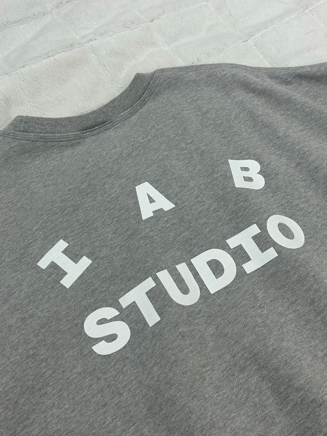 아이앱 스튜디오 헤비 숏슬리브 스웨트셔츠 그레이 - 23FW 상품이미지4