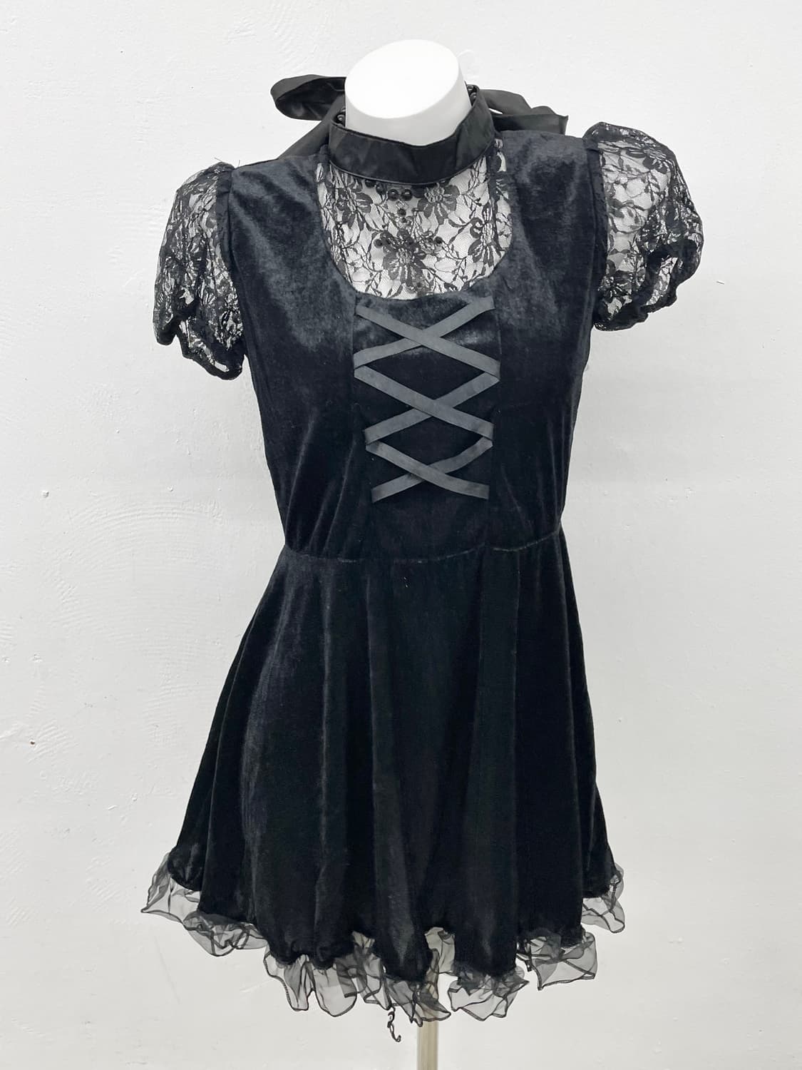 고딕 벨벳 레이스 리본 원피스 상품이미지1