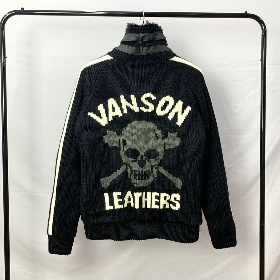 밴슨 레더 스컬 코위찬 자켓 상품이미지1