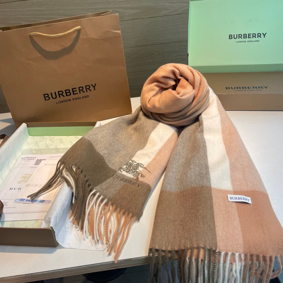 버버리숙녀 리버서블 스카프100% 램스울 상품이미지6
