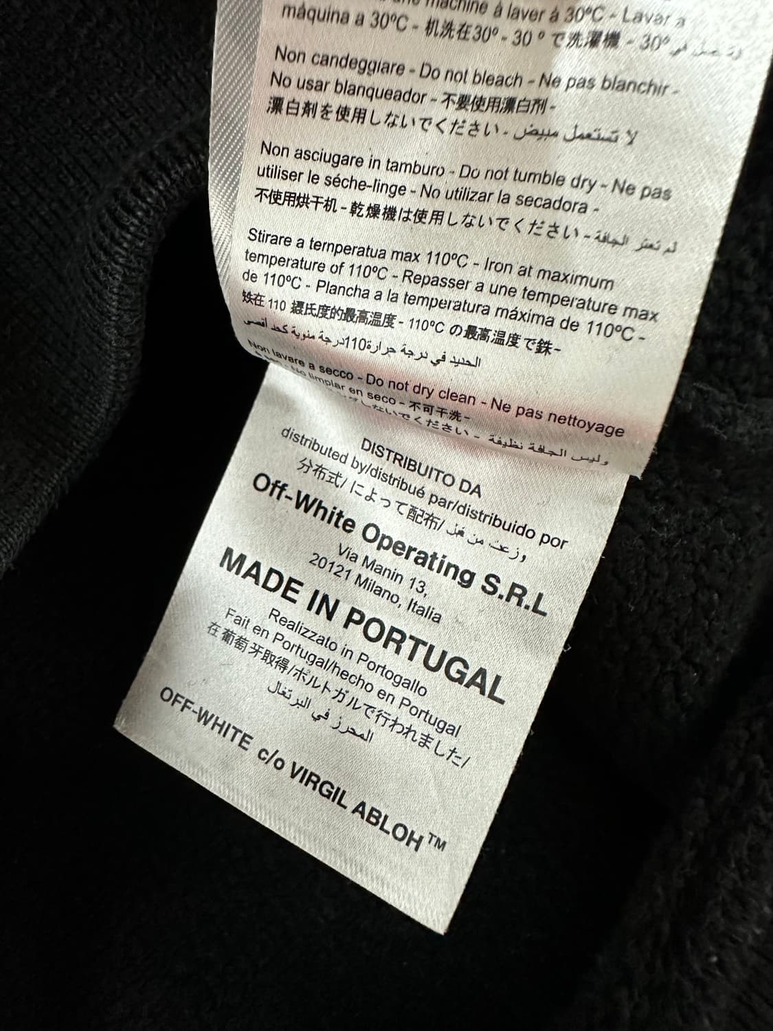 오프화이트 브이론 블랙 맨투맨 상품이미지9