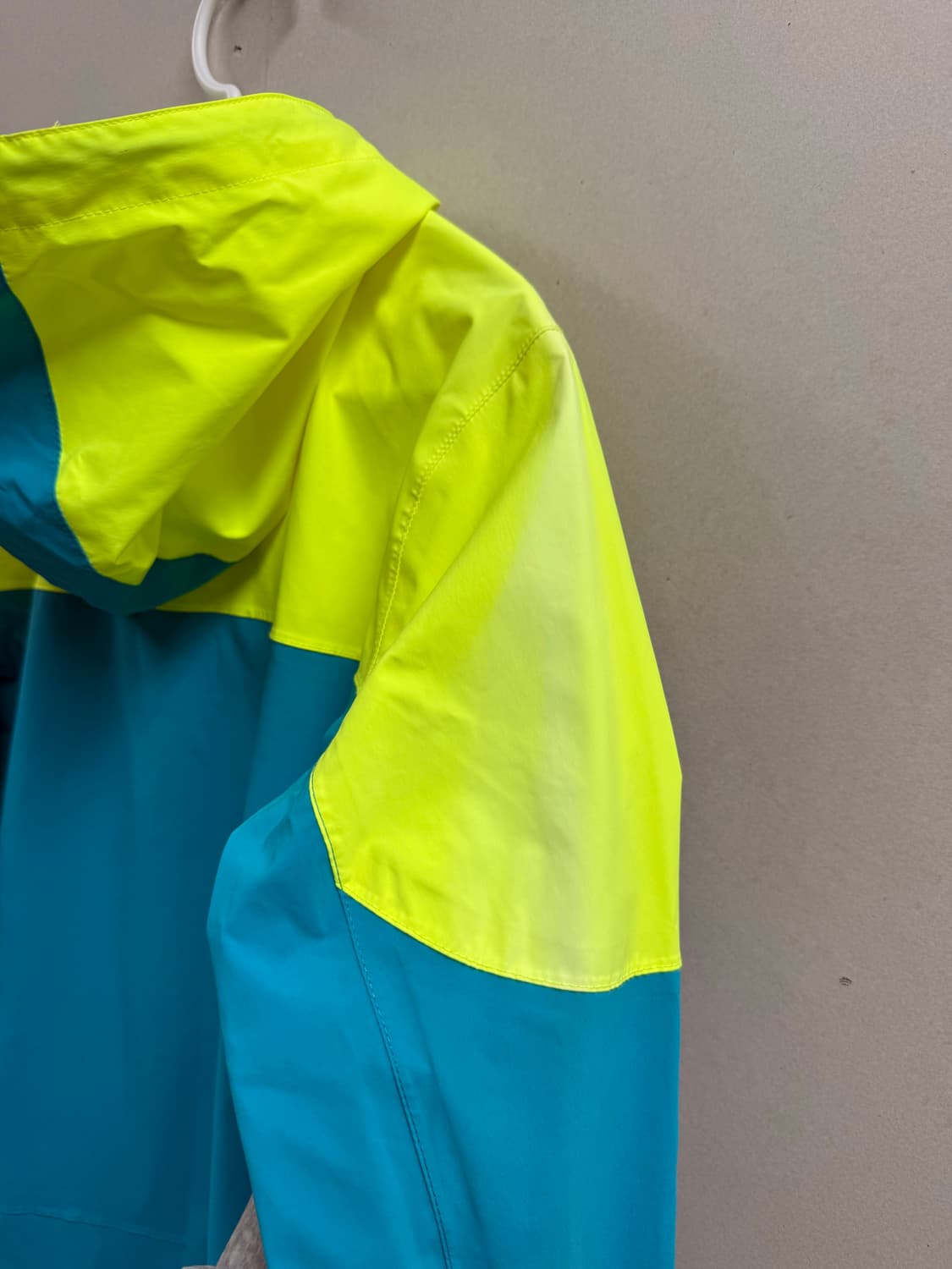 여성 90 / 뉴발란스 바람막이 트레이닝  상품이미지8