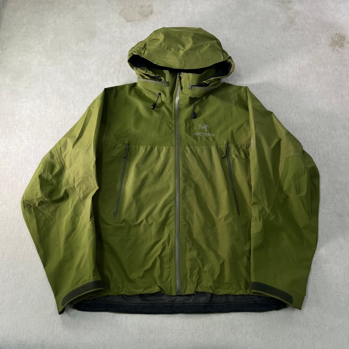 105 아크테릭스 베타 올리브그린 바람막이 자켓 상품이미지1