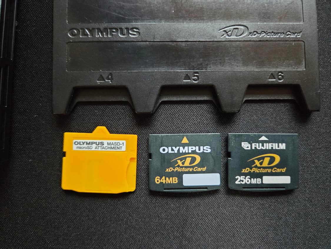 후지xd 256mb+올림푸스xd 64mb+전용케이스등일괄 상품이미지2