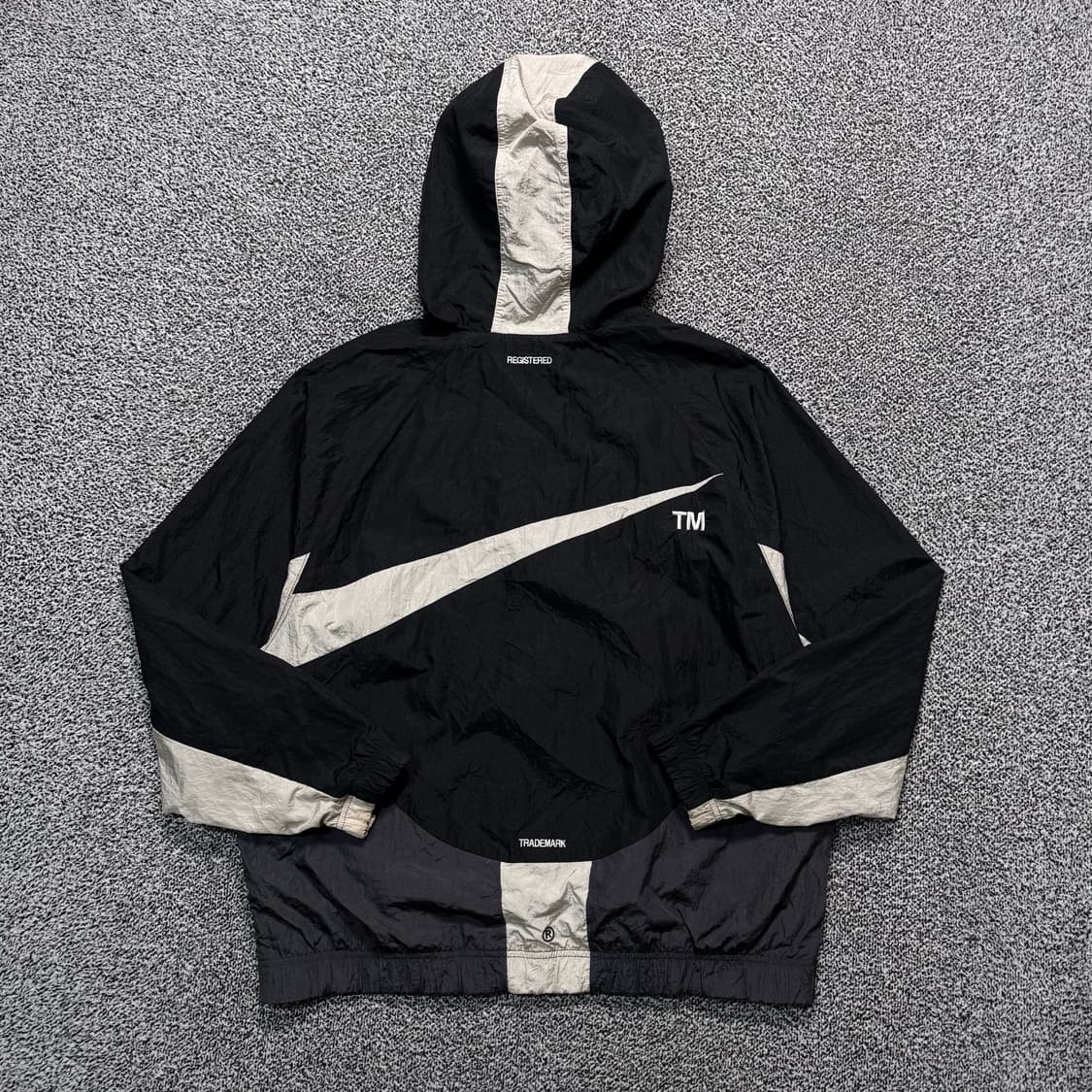 Name : 나이키 빅로고 블랙컬러 오버핏 바람막이 :)  상품이미지2