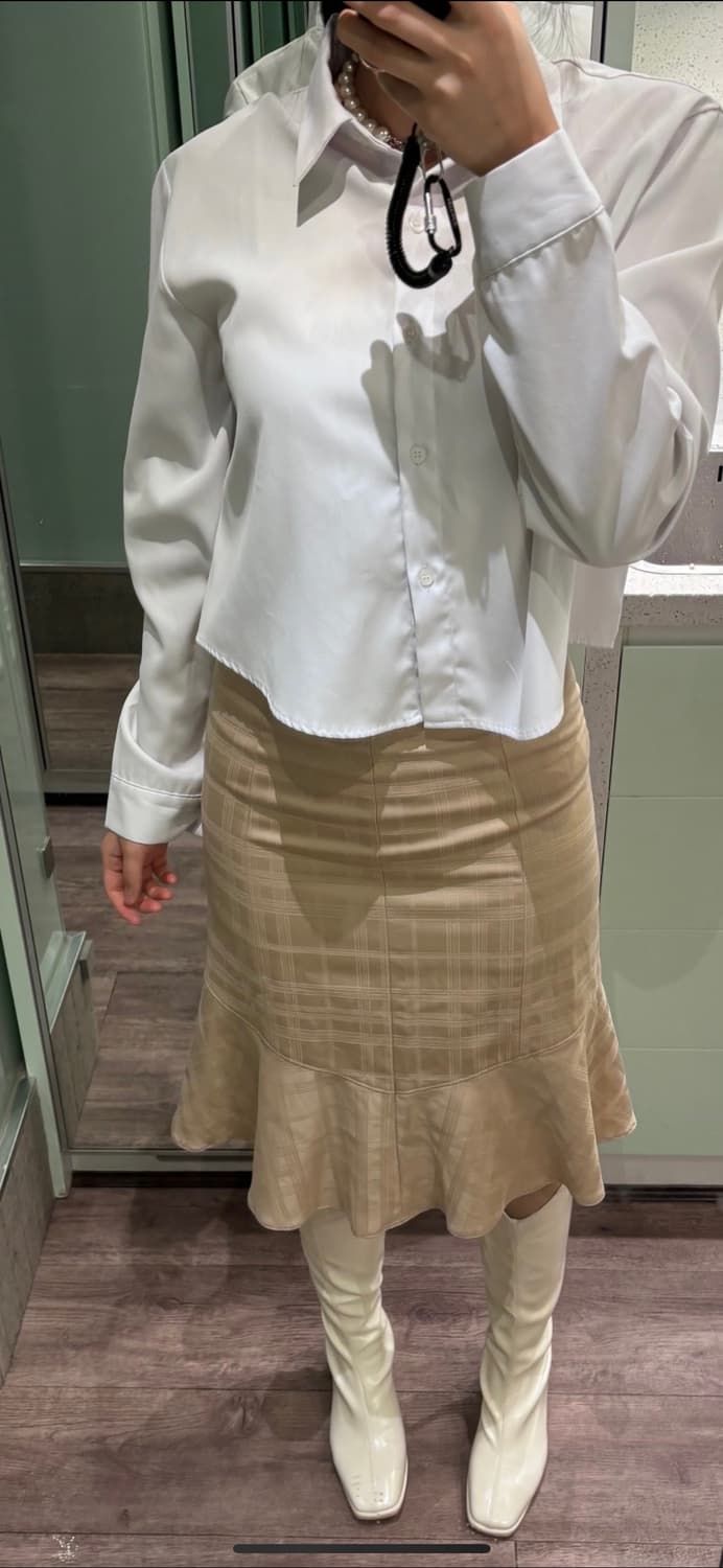 (착샷 O) 버버리 런던 체크 베이지 머메이드 미디 스커트 치마 상품이미지5