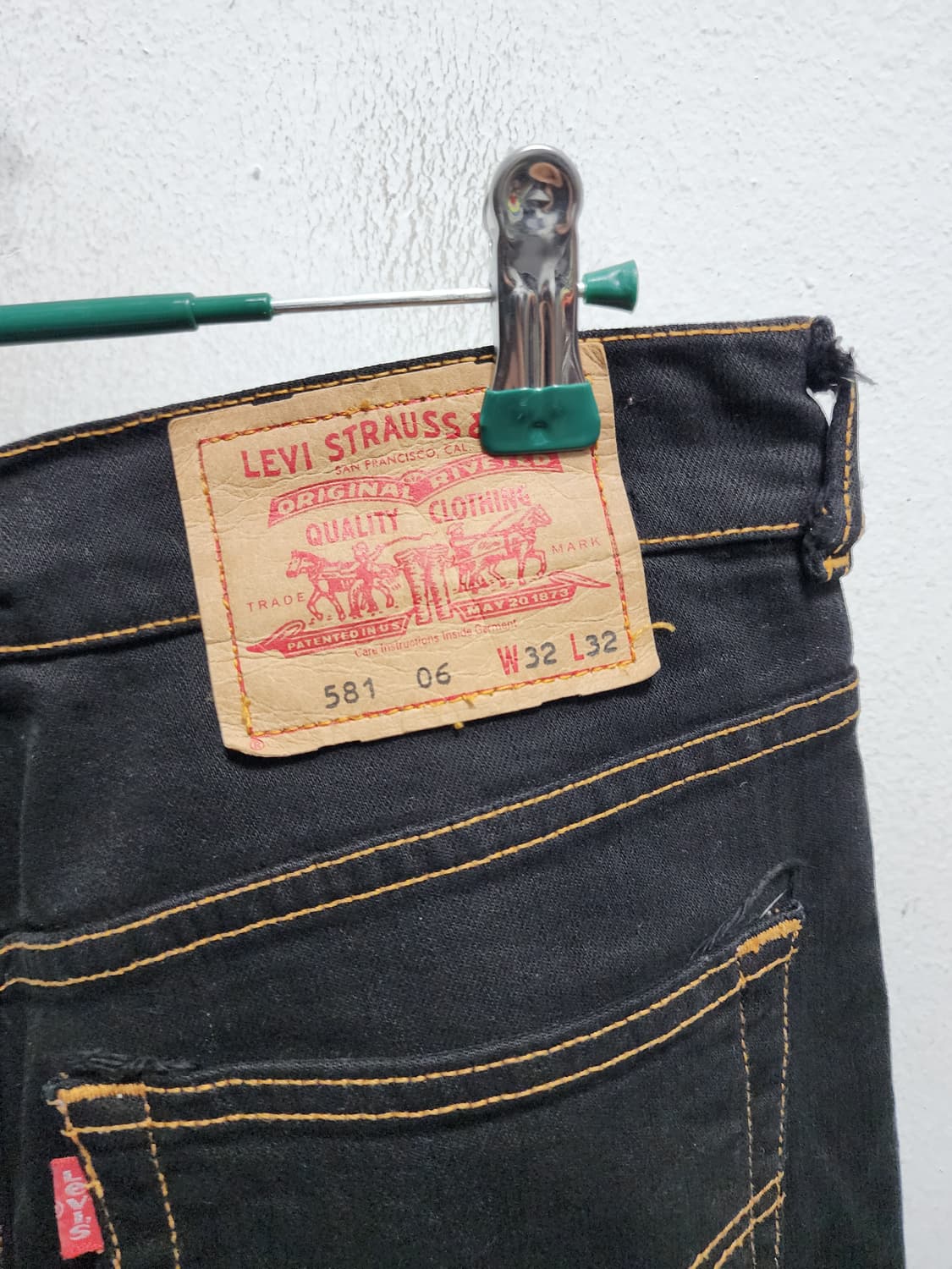 리바이스 581 블랙 데님 팬츠 상품이미지3