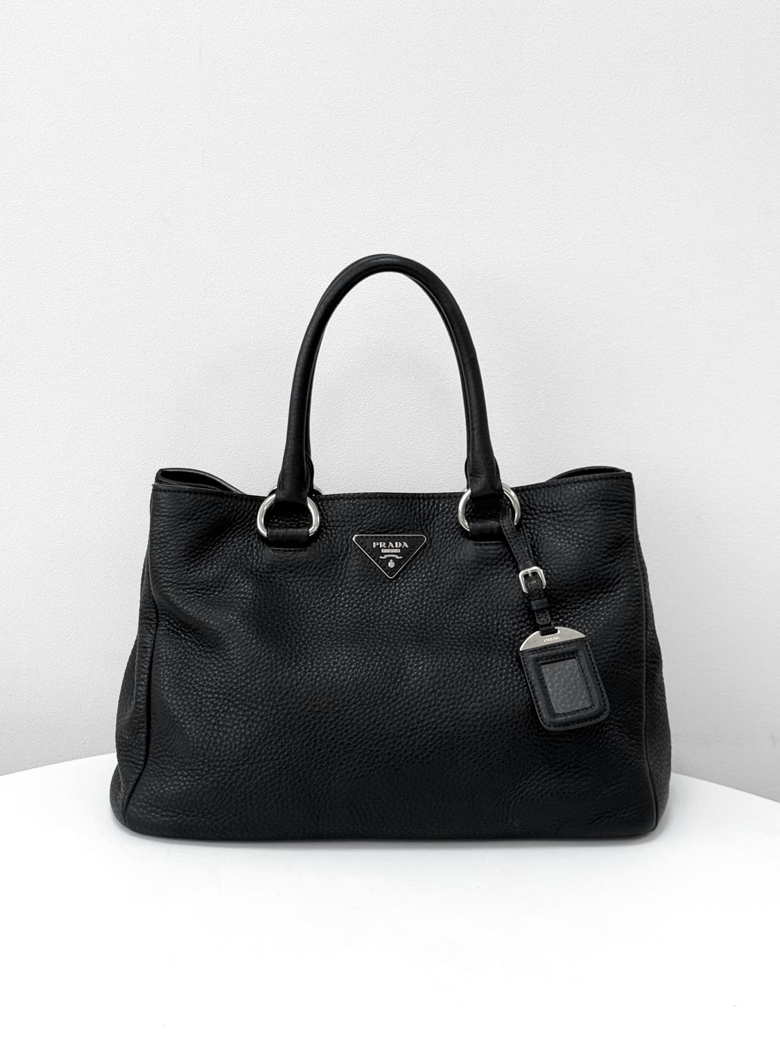 Prada Black Leather Tote Bag 상품이미지3