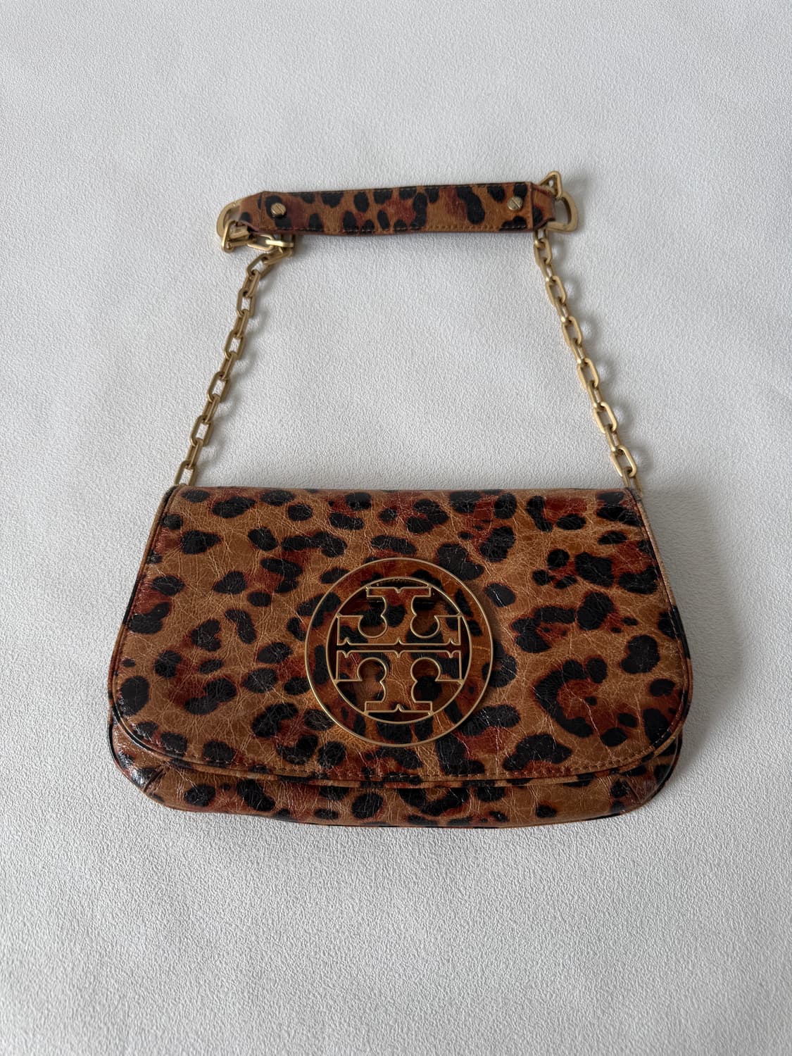 토리버치(TORYBUCH) 레더 레오파드 체인백 상품이미지2