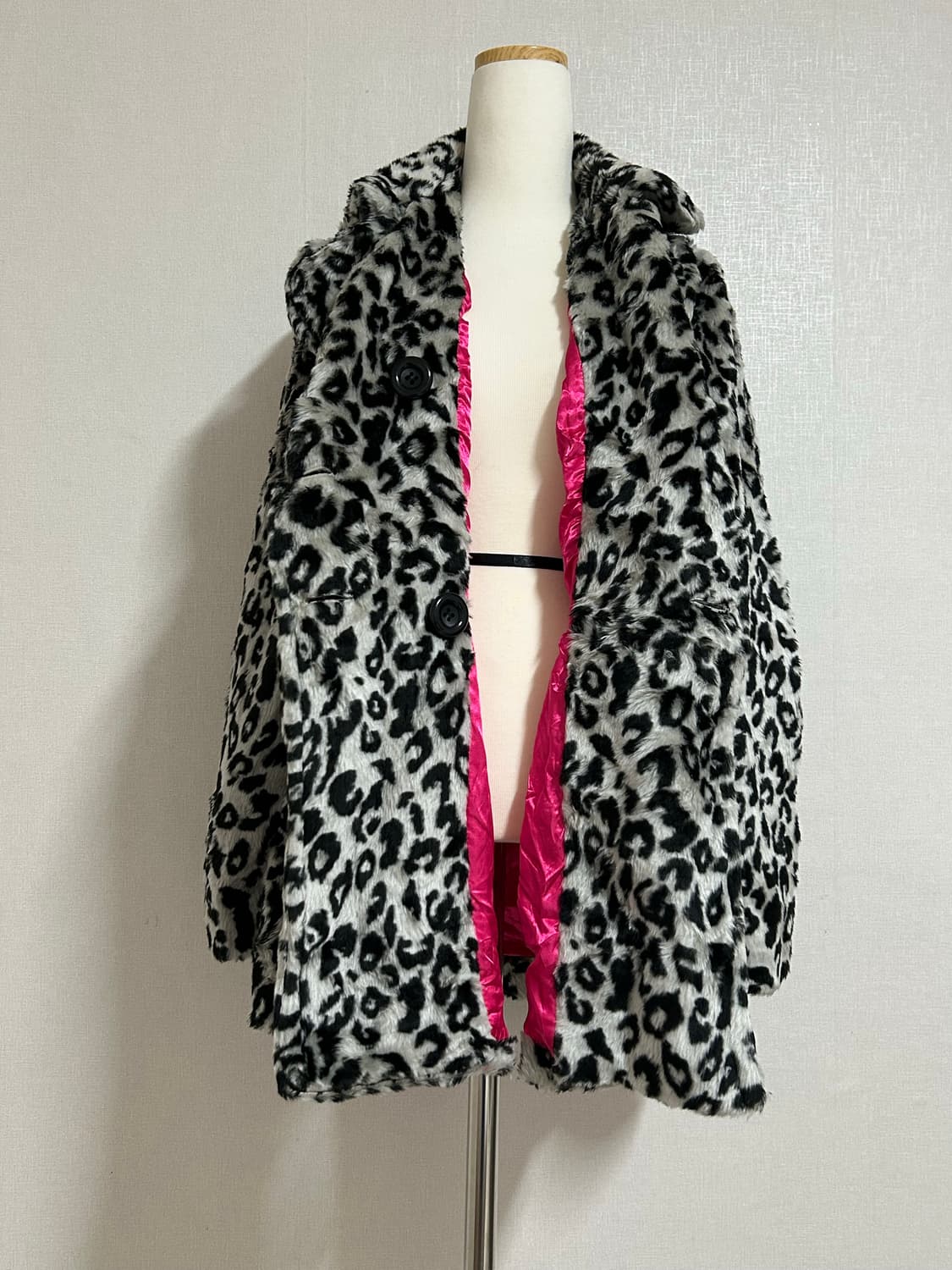 Dosch 오네갸루 레오파드 퍼 더블버튼 코트 상품이미지2