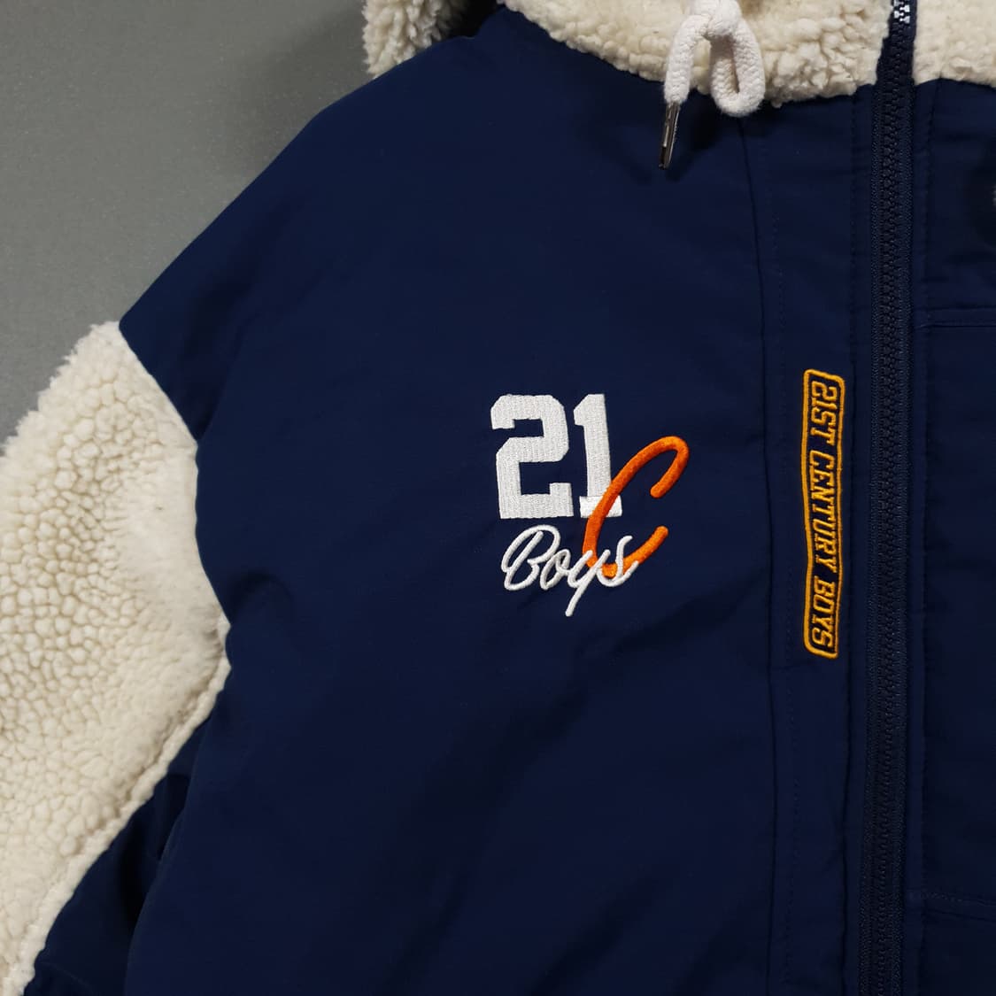 로맨틱크라운 신형 헤비 레이아웃 플리스 쉐르파 후드집업 점퍼 오트밀 L 상품이미지3