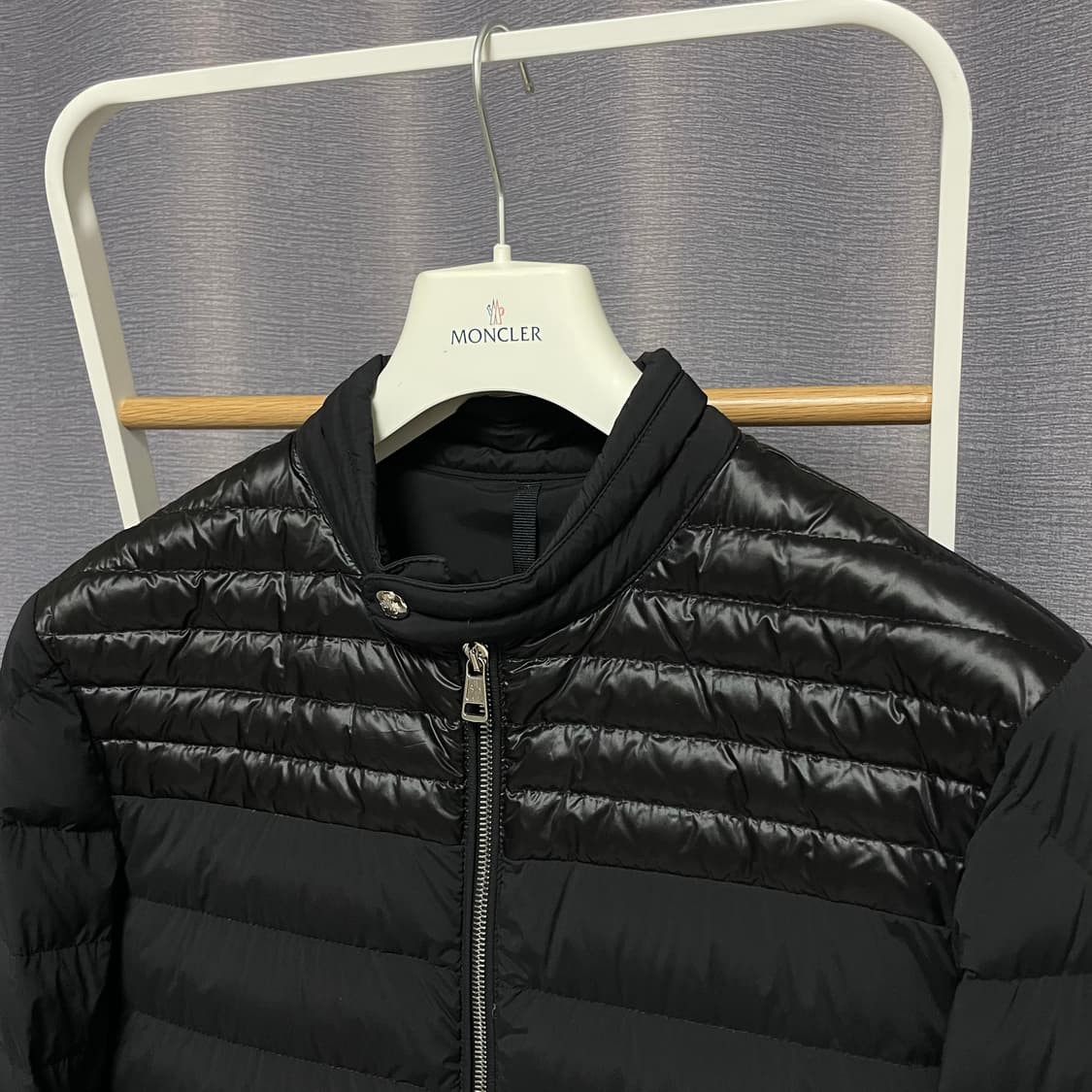 몽클레어 CYR 바이커 경량패딩 3사이즈 정품 상품이미지2
