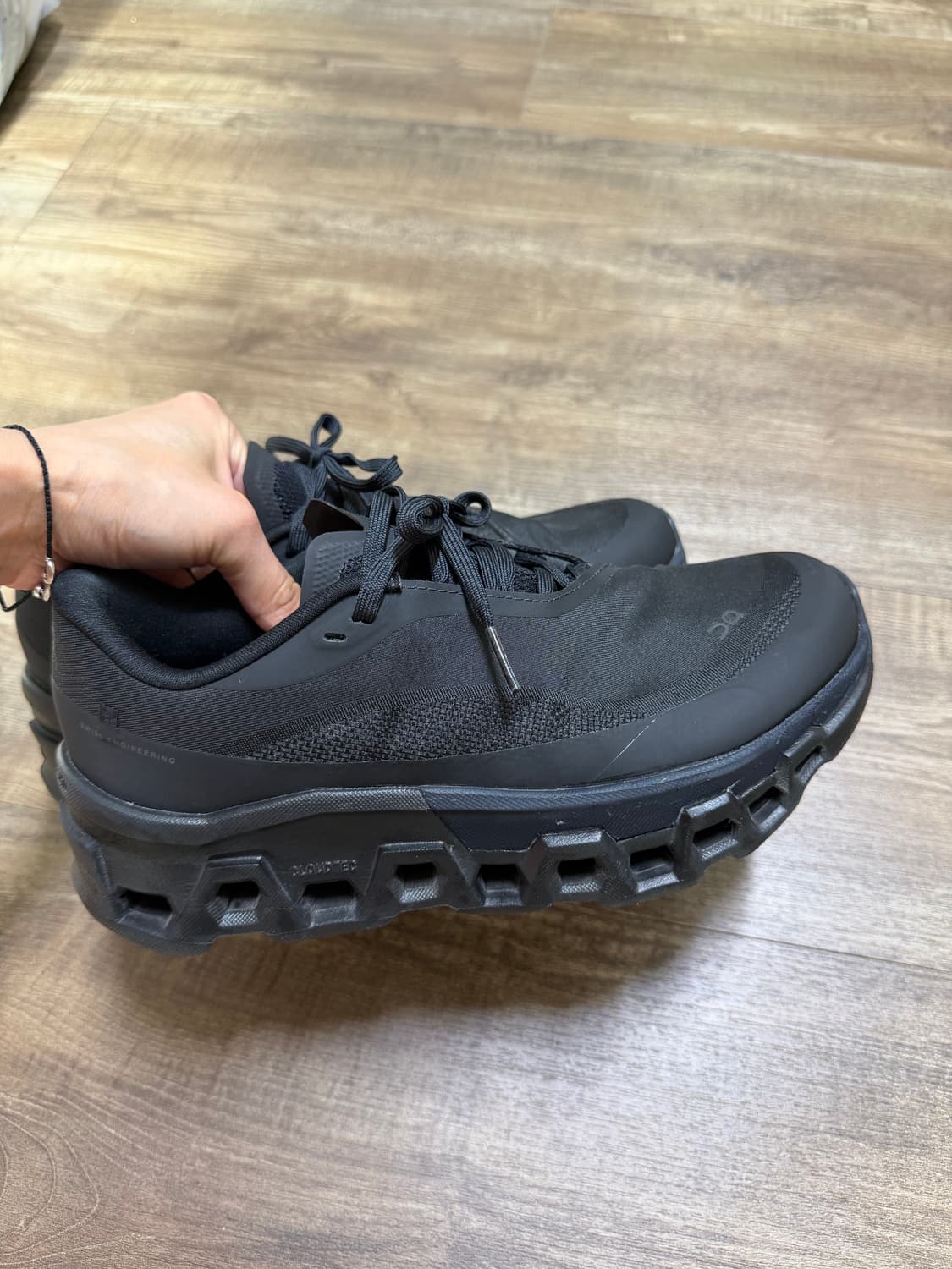 (W) 온 러닝 x 포스트 아카이브 팩션 (파프) 클라우드몬스터 2 블랙 상품이미지4