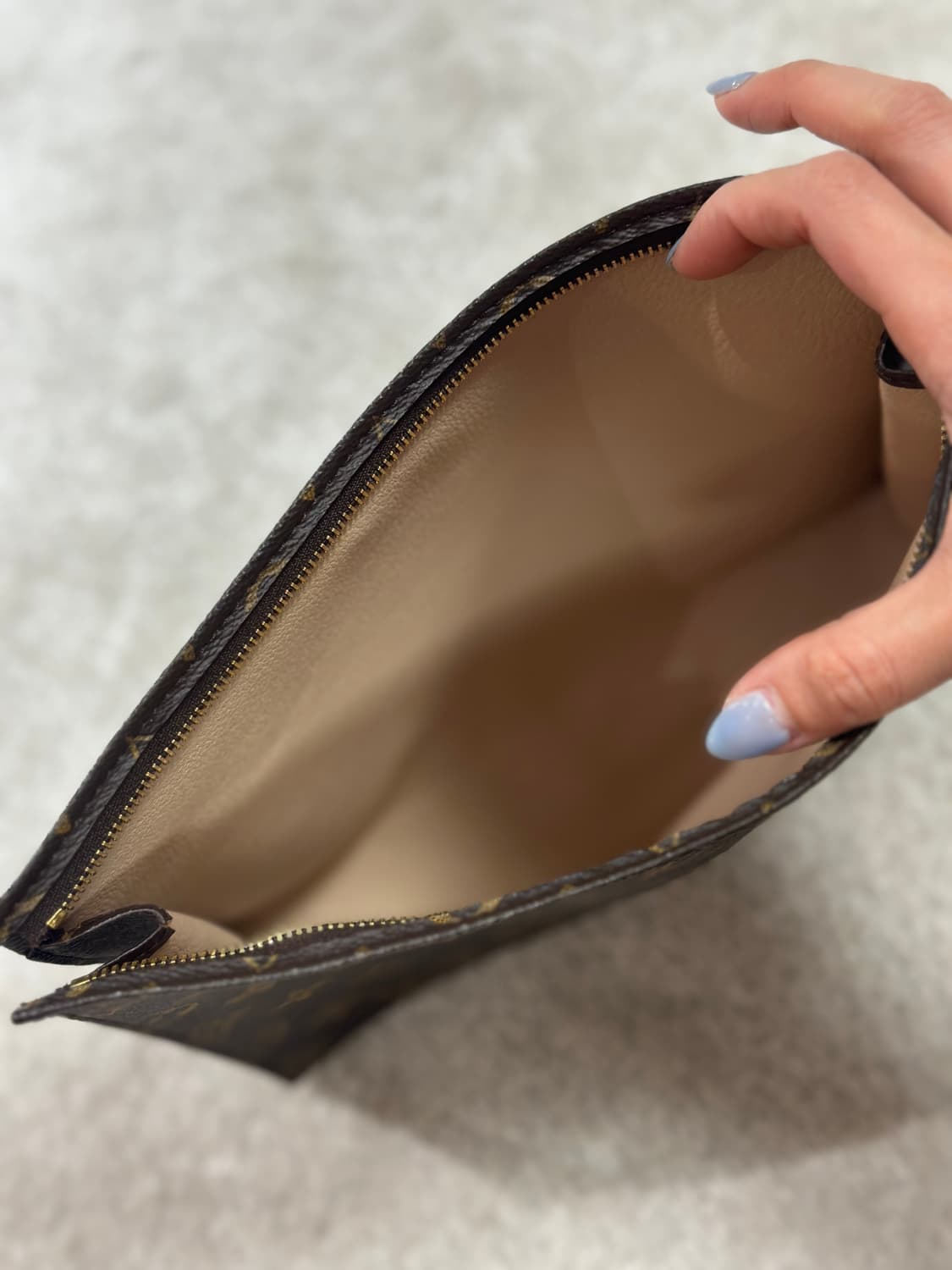 루이비통 클러치 상품이미지2