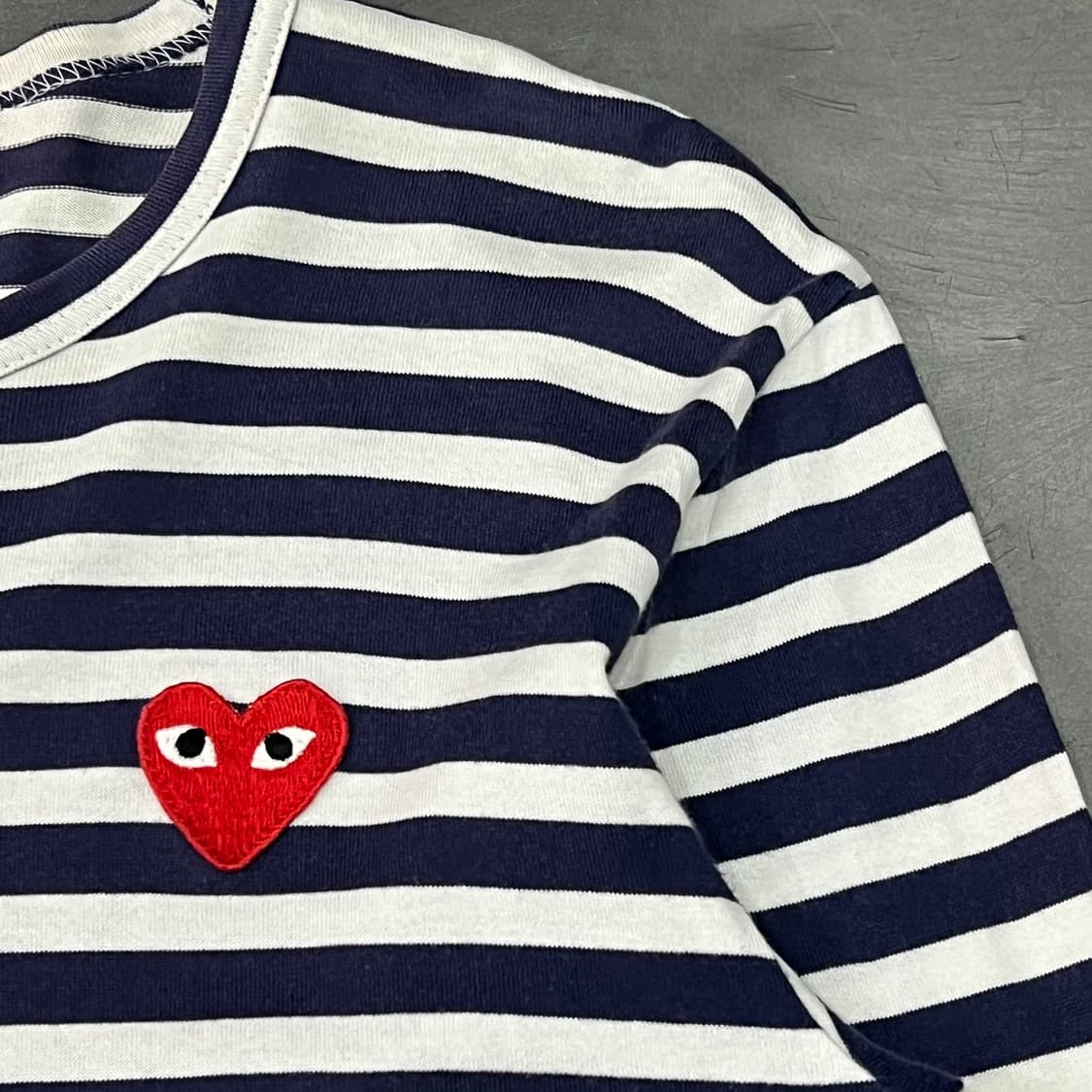  꼼데가르송 플레이 스트라이프 롱슬리브 y15245 상품이미지4