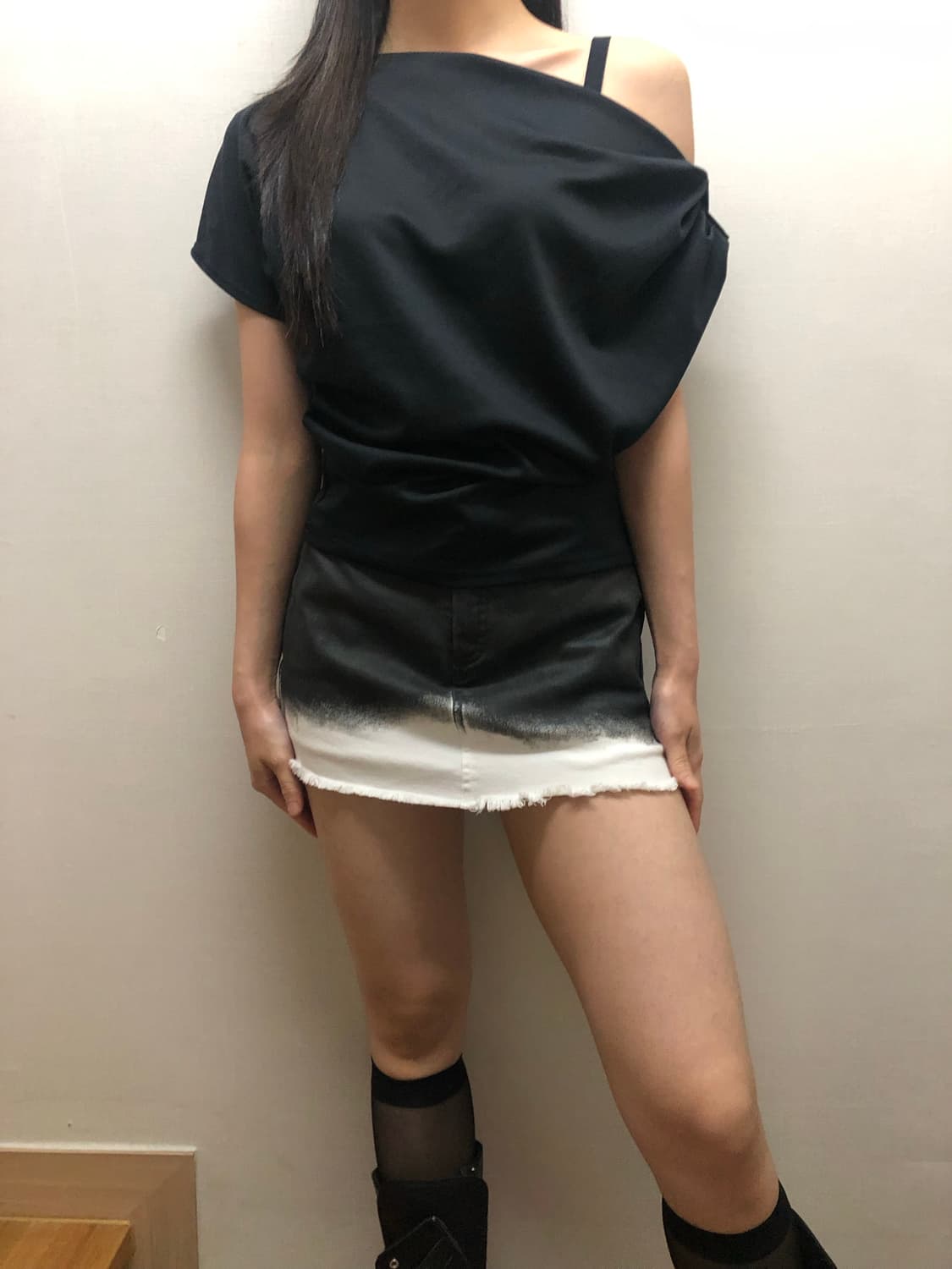 빈티지 그라데이션 코팅 미니 스커트 상품이미지1