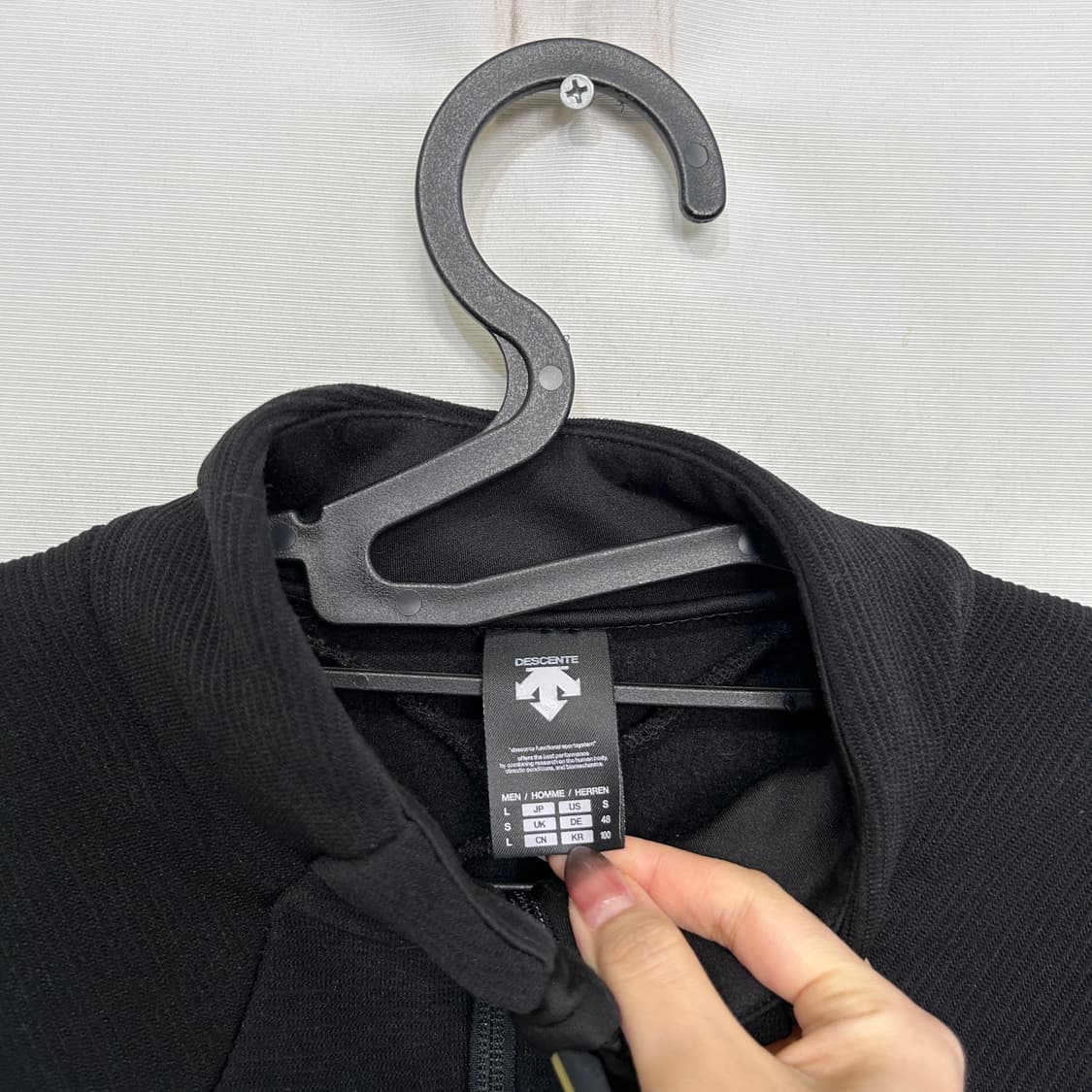 데상트 남성 기모 집업 100 상품이미지2