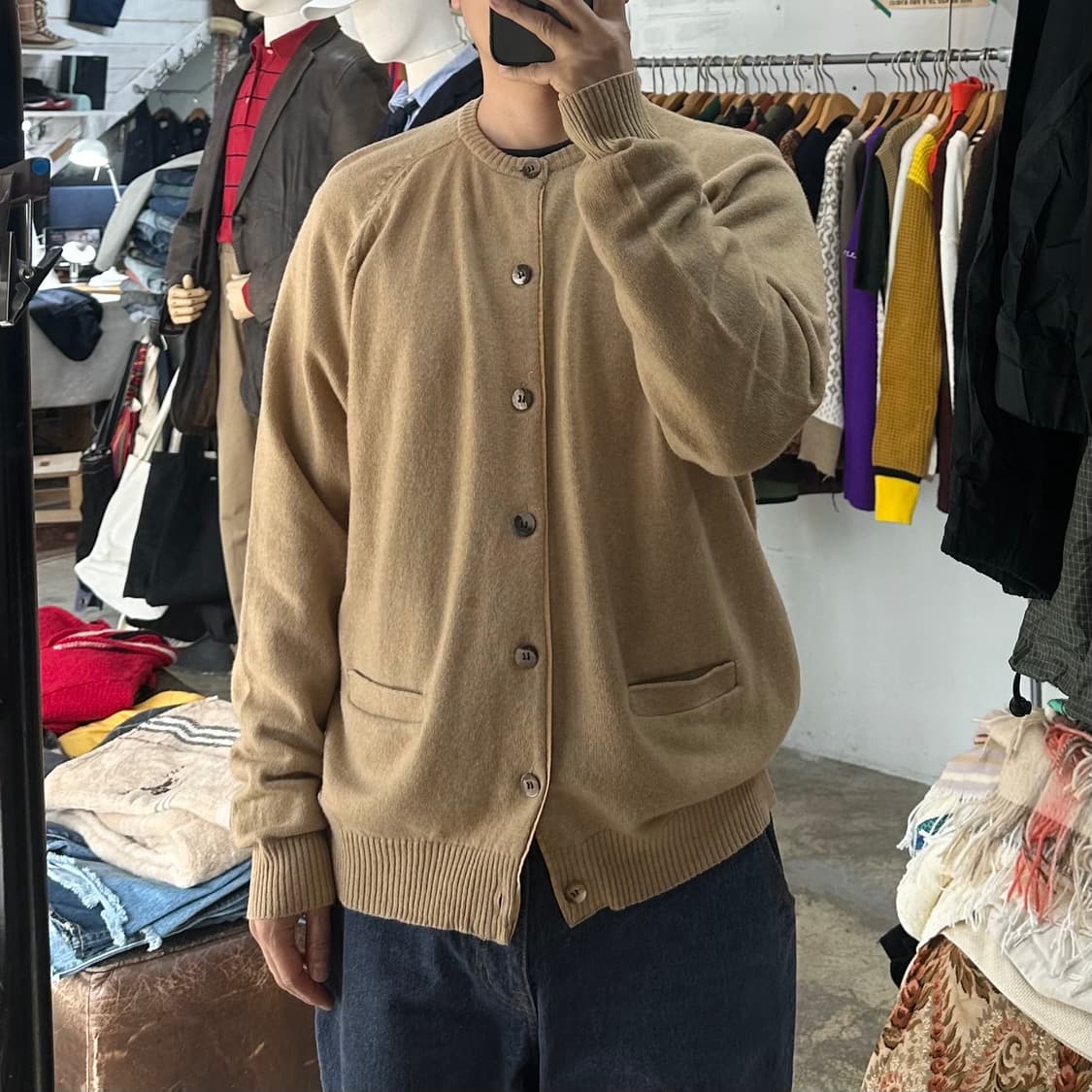 (착용컷) on' peut 라운드 니트 가디건 (남성용 105) 상품이미지3