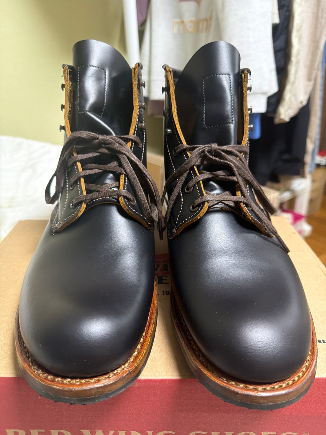 (새상품) 레드윙 9060 플랫박스 290사이즈 US11 상품이미지1