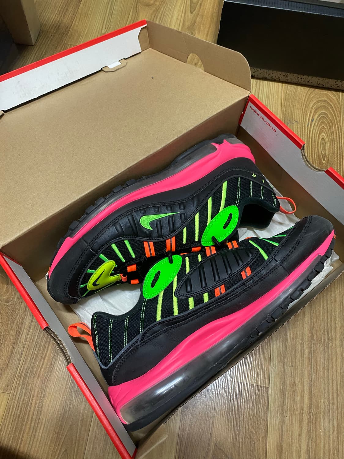 300) 나이키 에어맥스 98 일본한정 네온 상품이미지1