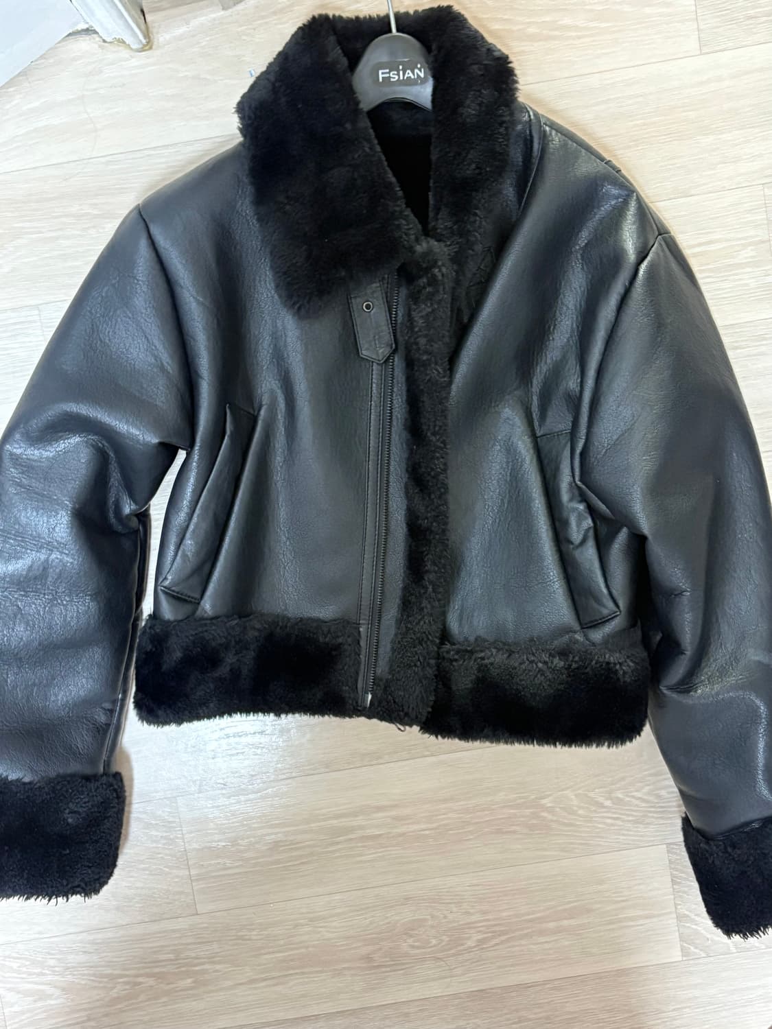 보헤미안서울 24FW 무스탕 상품이미지2