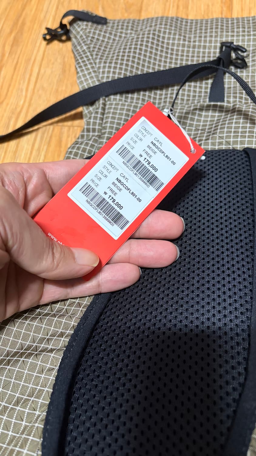 새상품) 케일 콜라보 NBGC0FL901 배낭 15리터 상품이미지3