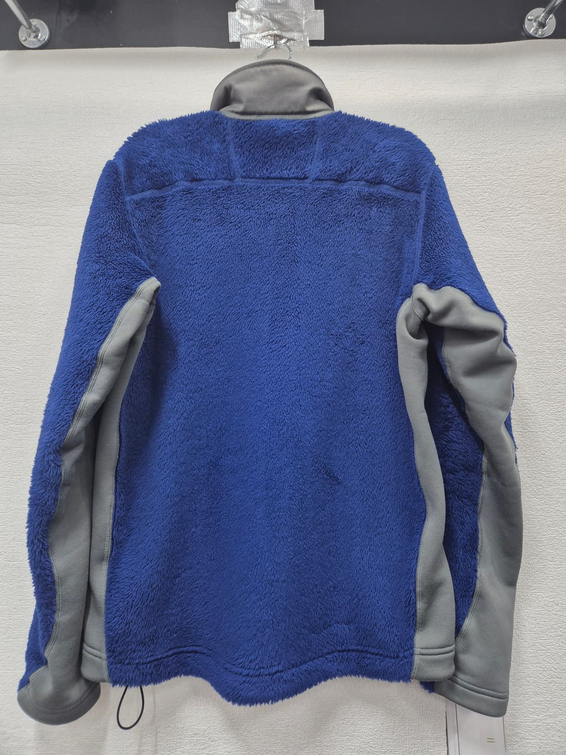 파타고니아 R3 하이 로프트 풀 집업 플리스 / M(정품) 상품이미지3