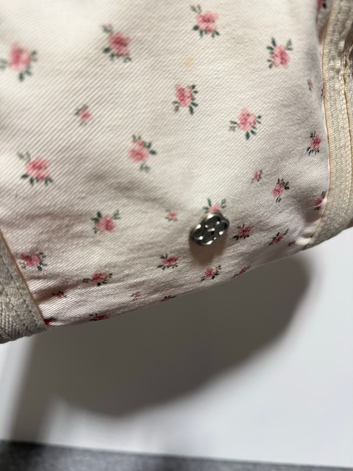 히어리 오로라 한정판 플라워 더플백 상품이미지2