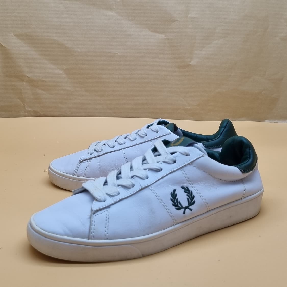 프레드페리 레더 여성스니커즈245 상품이미지1