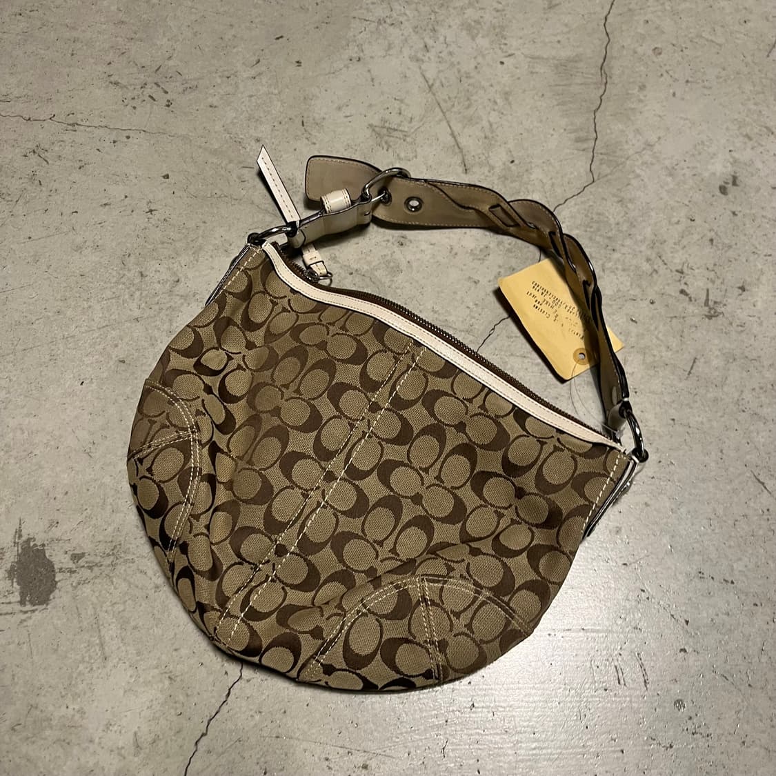 올드코치 숄더백 상품이미지1