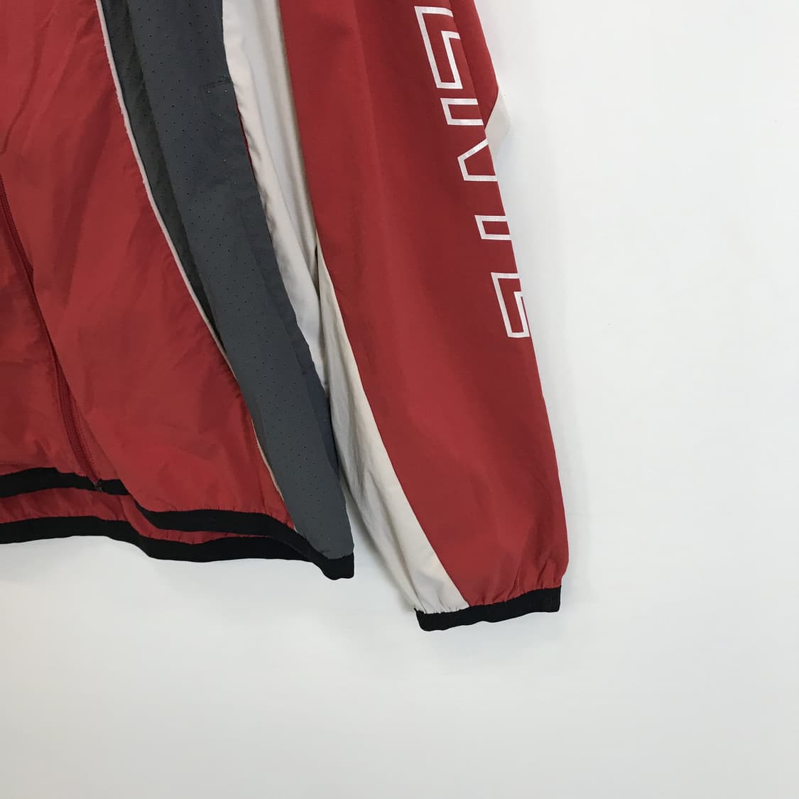 데상트 우븐 바람막이자켓 [100사이즈] 상품이미지3