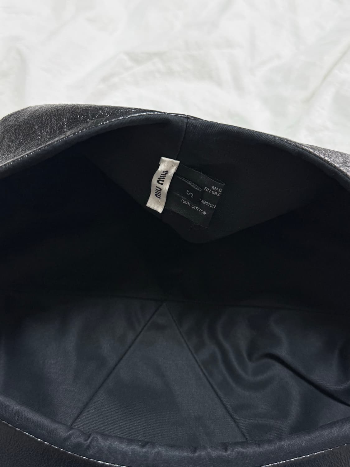 [S] 미우미우 나파레더 햇 상품이미지5