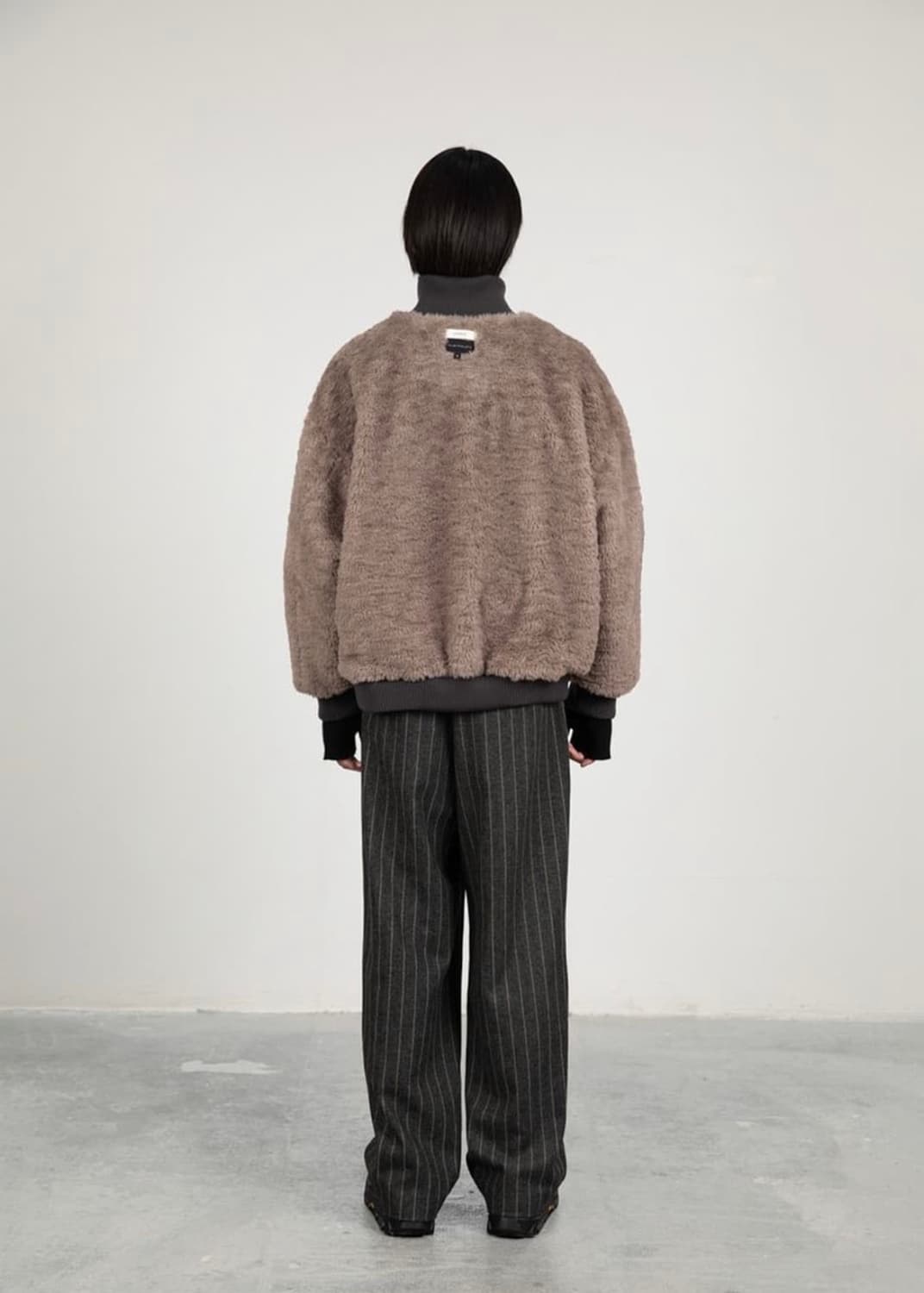 [M] 아모멘토 남성 리버시블 오버사이즈 시어링 점퍼 상품이미지4