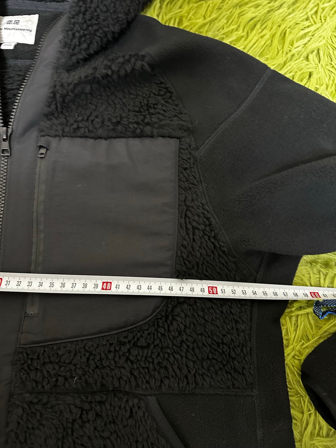 유니클로 화이트마운티니어링 후드 후리스 상품이미지3