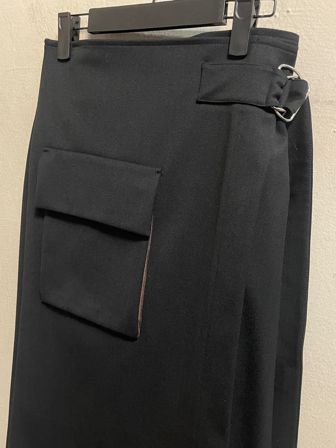 파사드패턴 울 블렌드 랩 스커트 상품이미지3