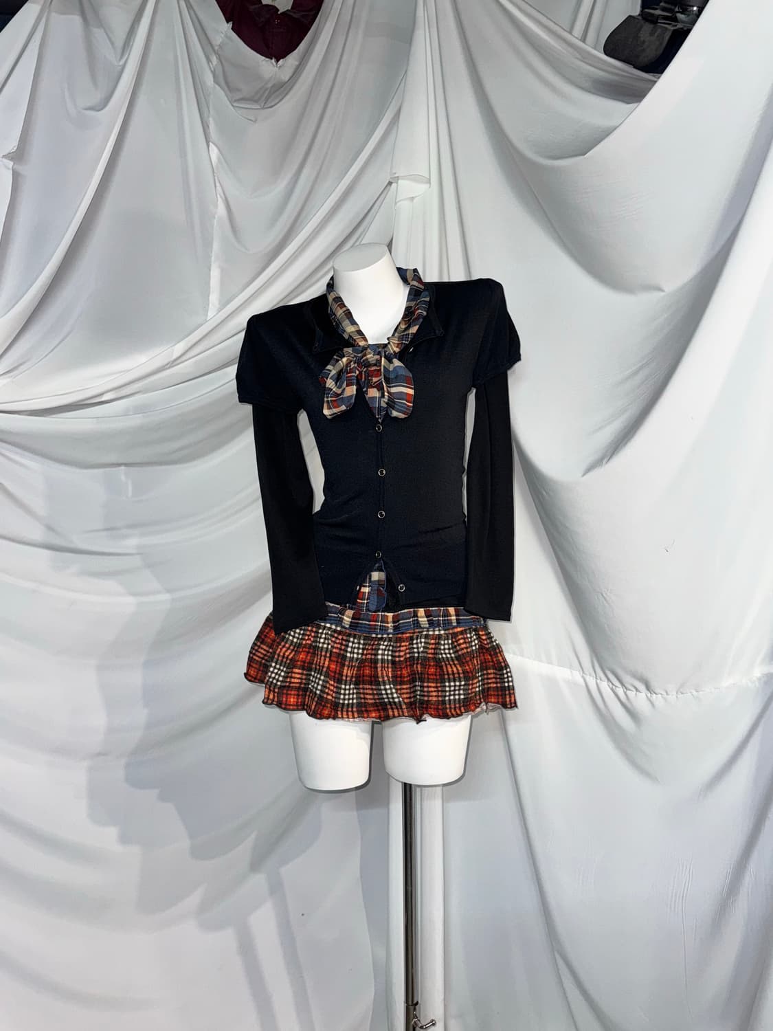 엑시즈팜 감딸기 사복깔 폭닥폭닥 캐캐체 레드체크 코디세트 상품이미지4