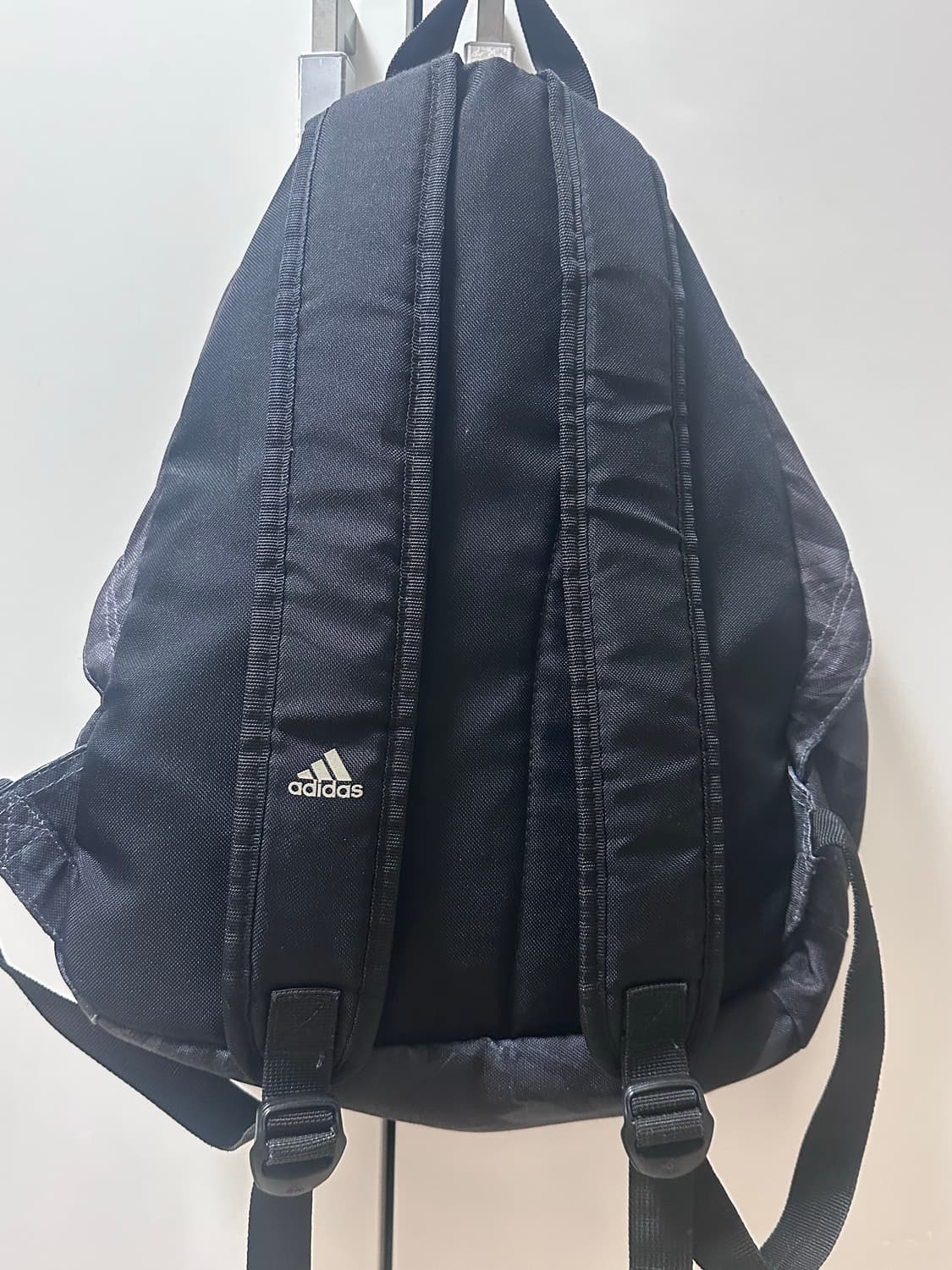 아디다스 스크레치 백팩 상품이미지3