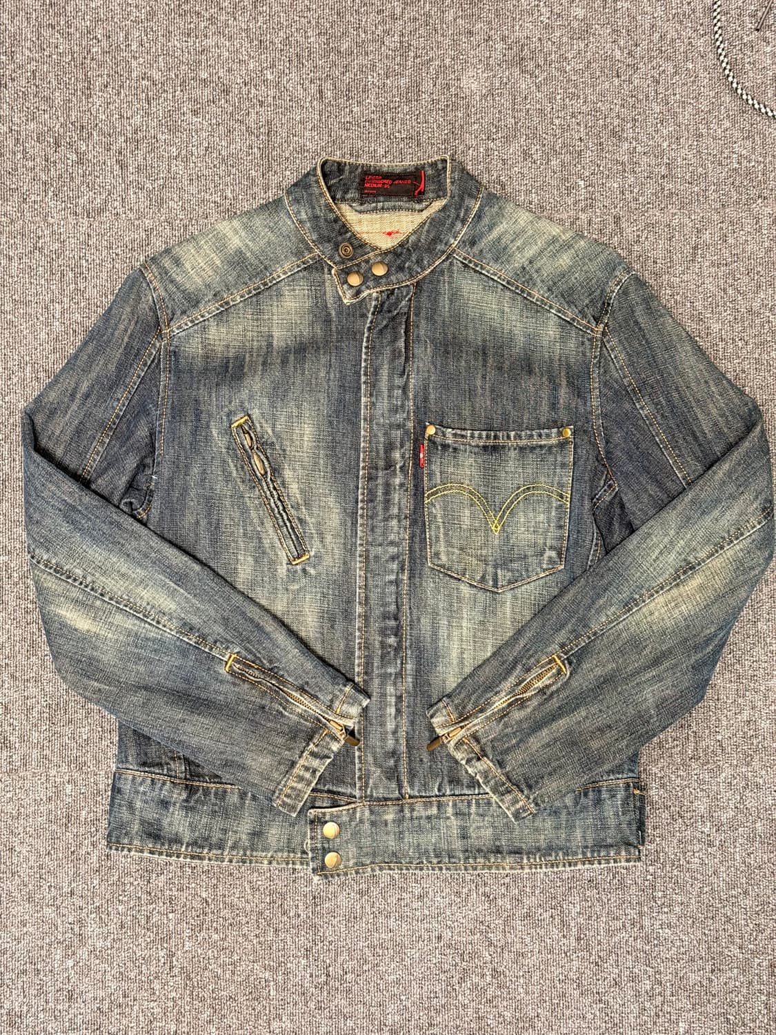 리바이스 엔지니어드 라인 데님자켓 상품이미지1