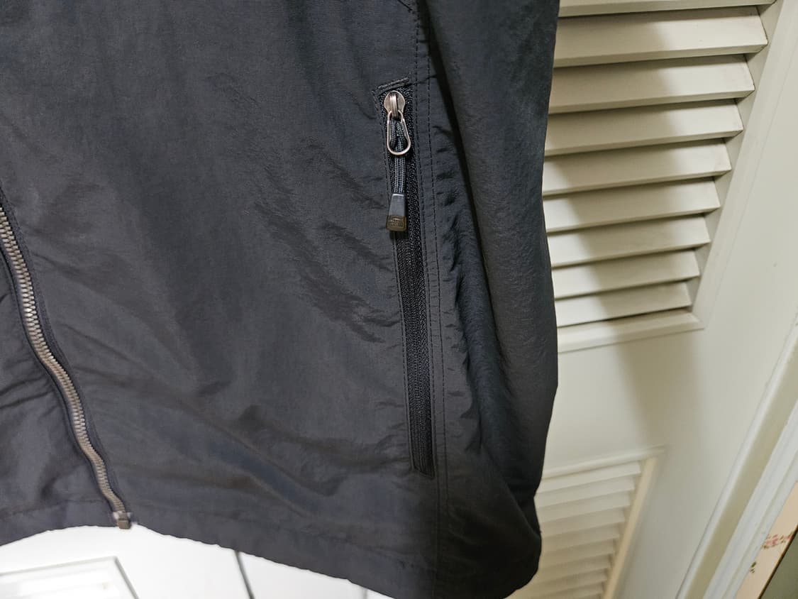 노스페이스 블랙 바람막이 자켓 어깨포켓 L 100 상품이미지5