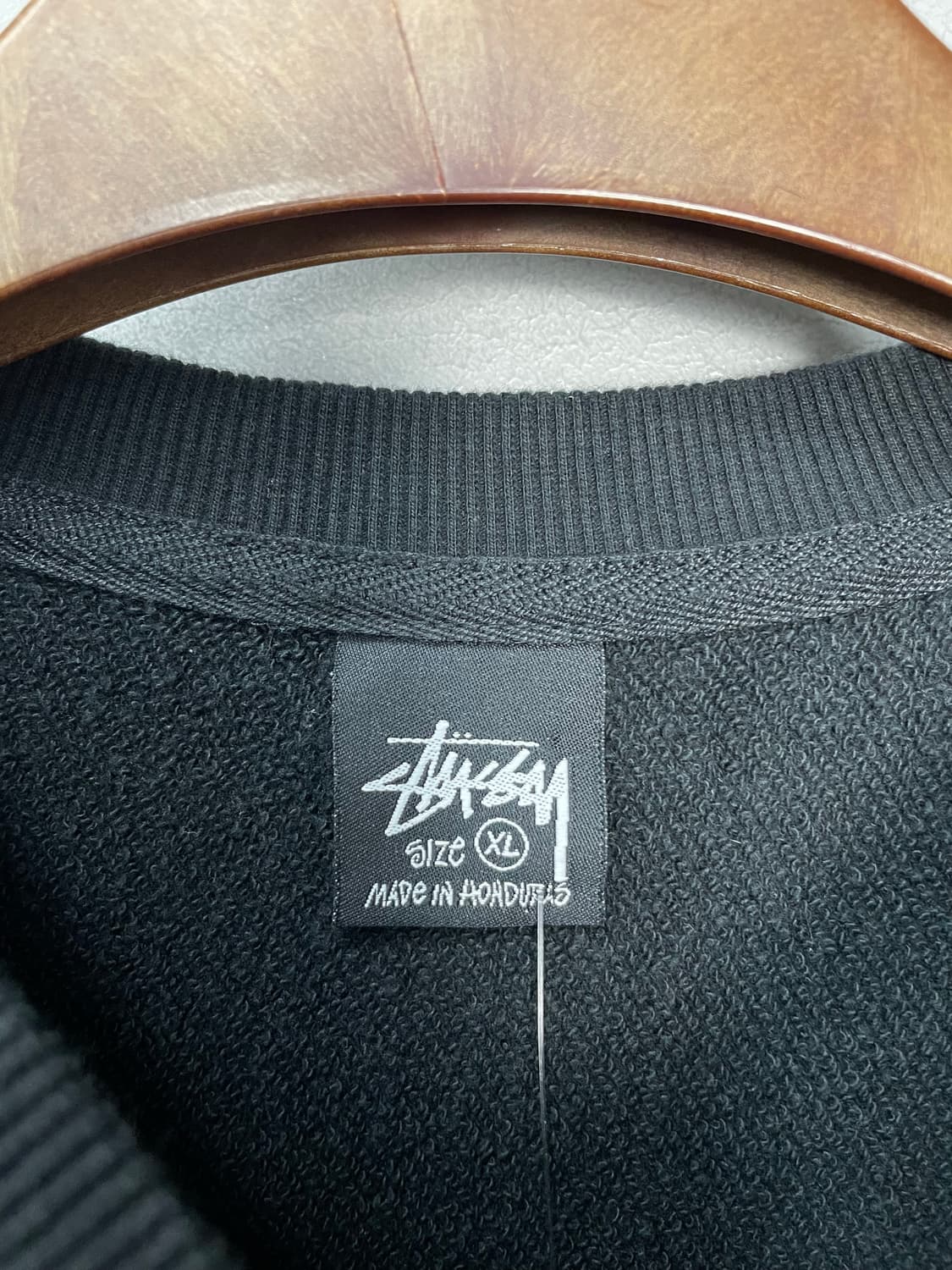 스투시 베이직로고 블랙 맨투맨 H1999 상품이미지7