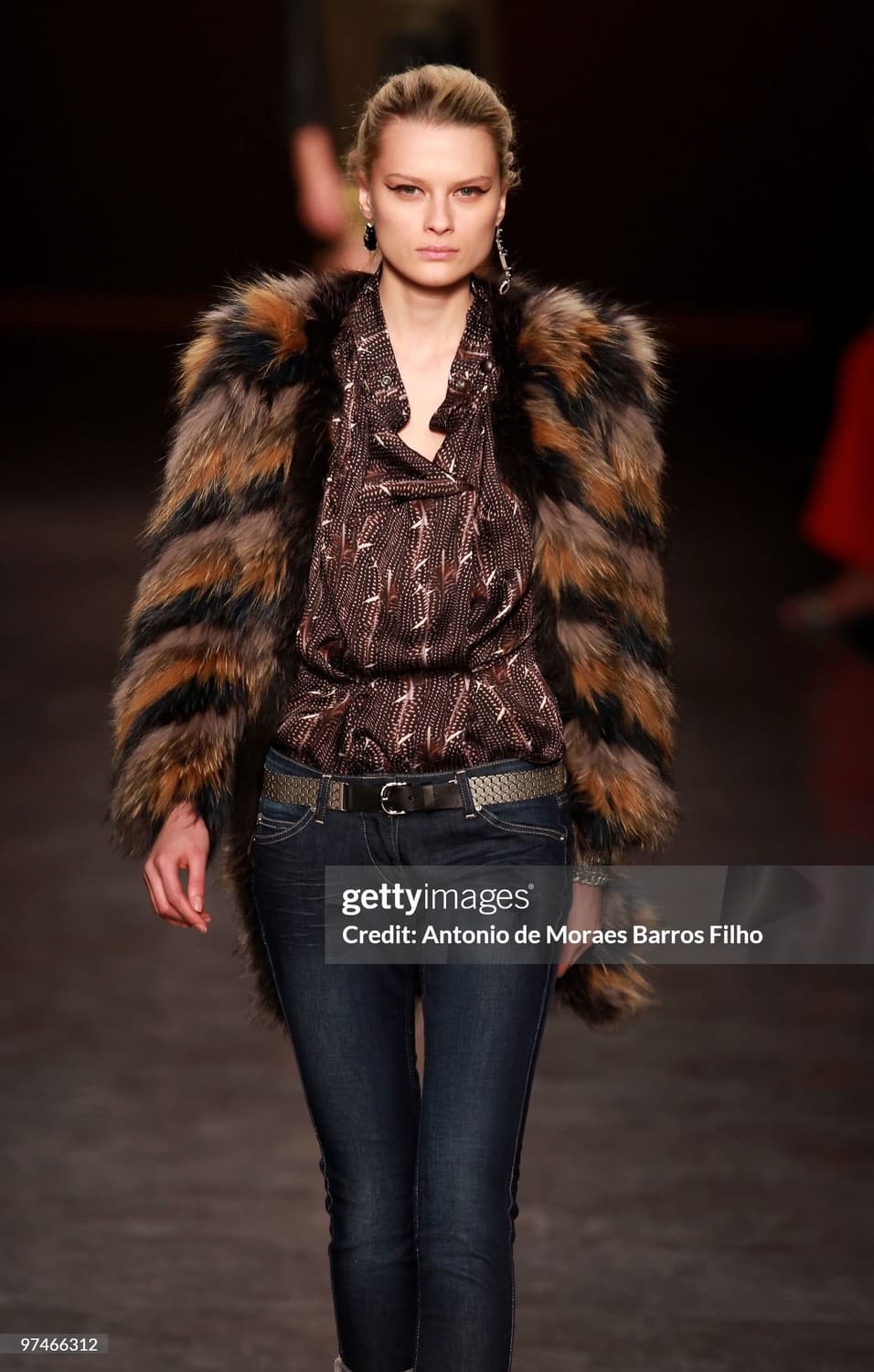 이자벨마랑 라쿤퍼 숏자켓 상품이미지5