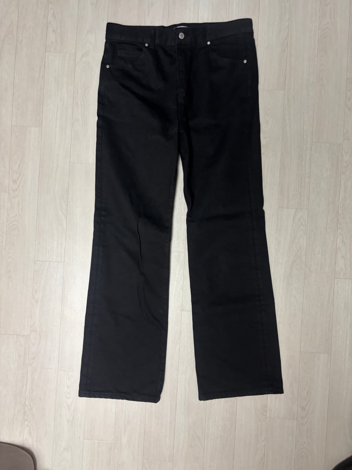 엘무드 아키라 플레어 데님 퓨어블랙 48사이즈 상품이미지2