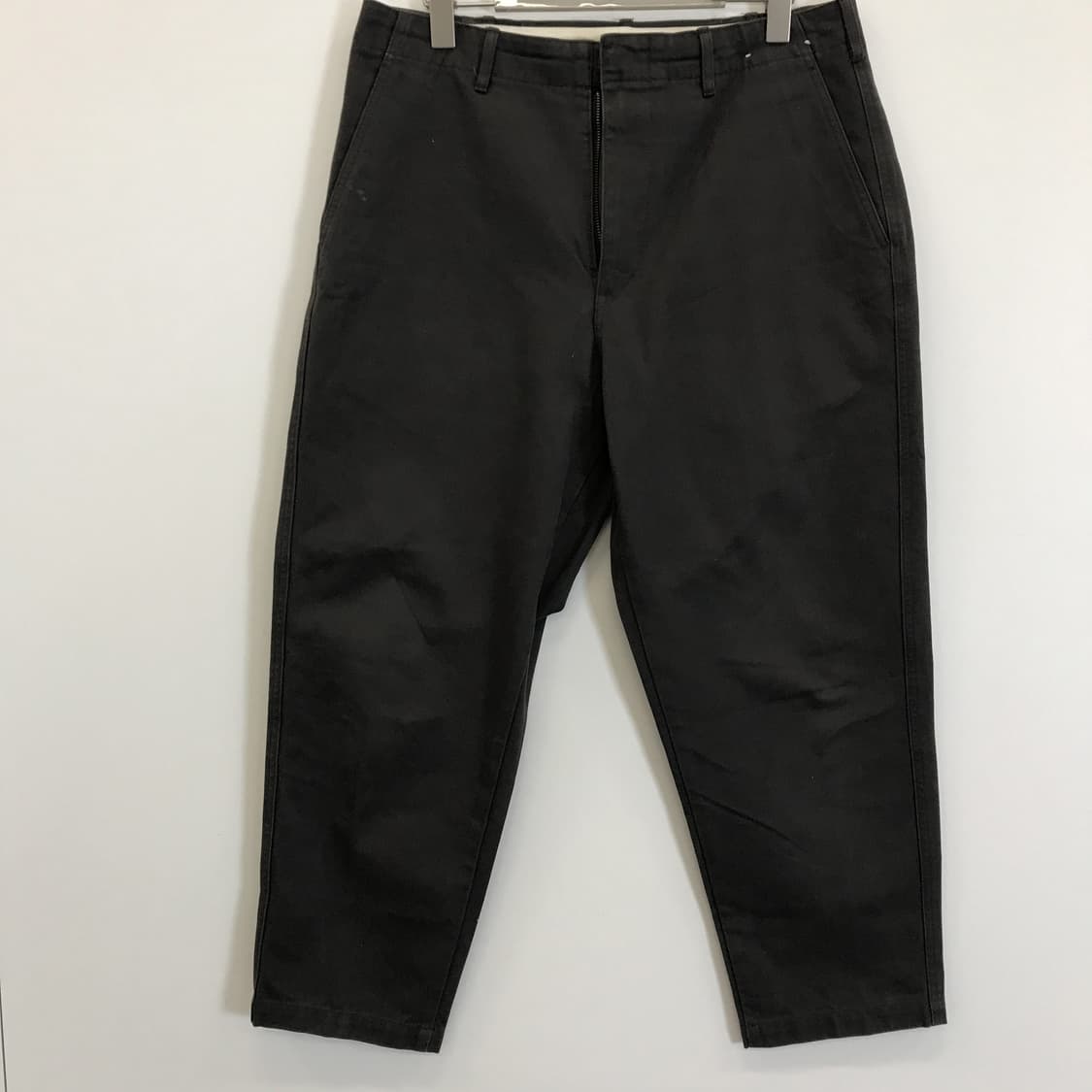 유니클로U 루즈핏 테이퍼드 치노팬츠 [32인치] 상품이미지1