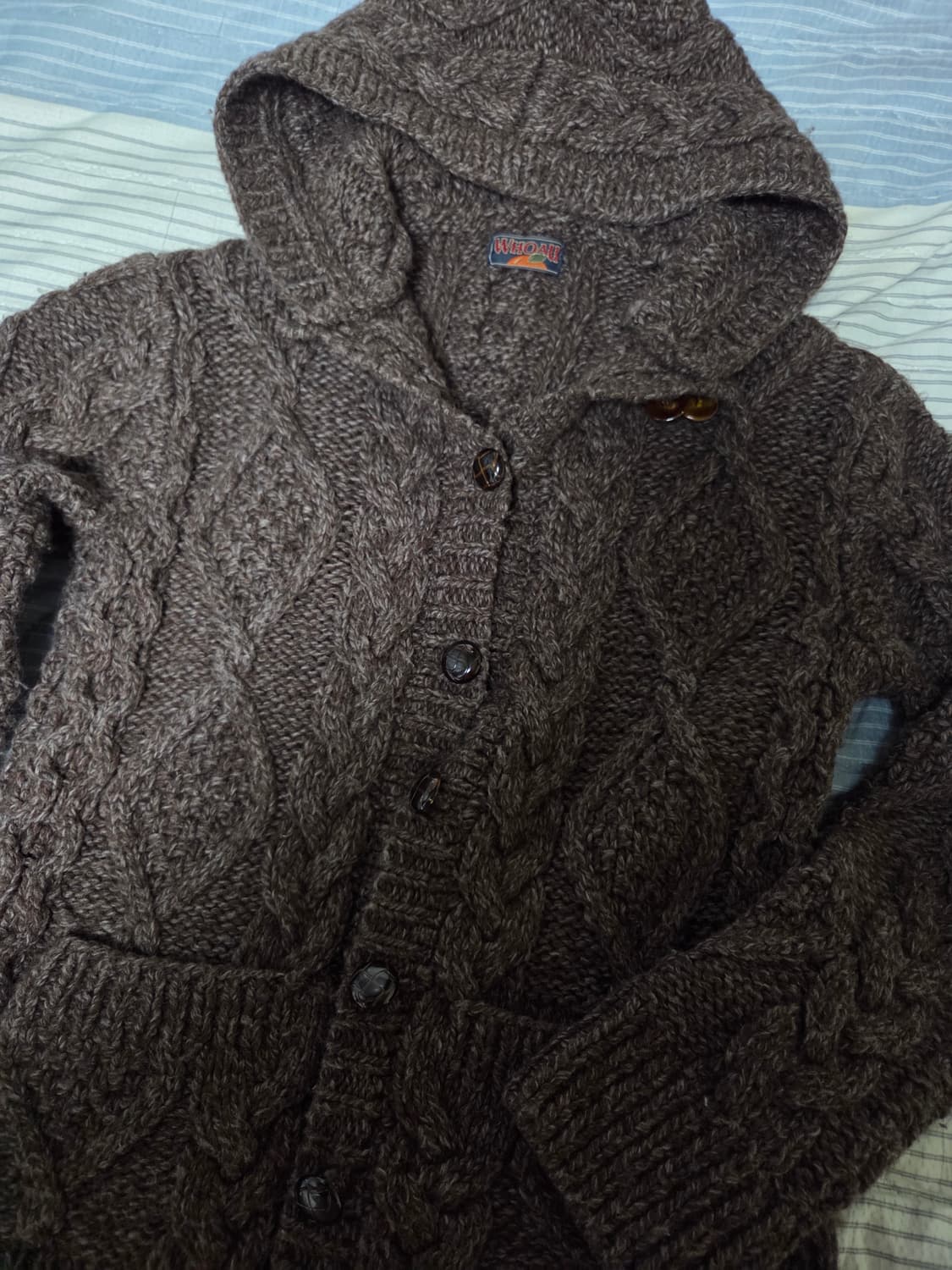 후아유 희귀매물 초코꽈배기니트 상품이미지1