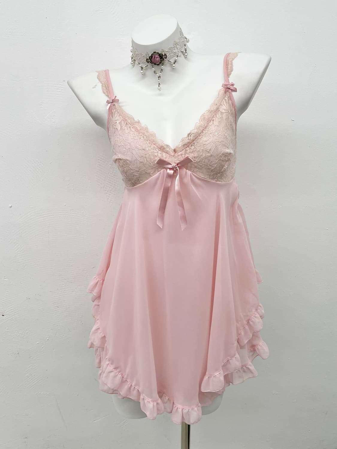 에블린 핑크 프릴 리본 슬립 상품이미지1