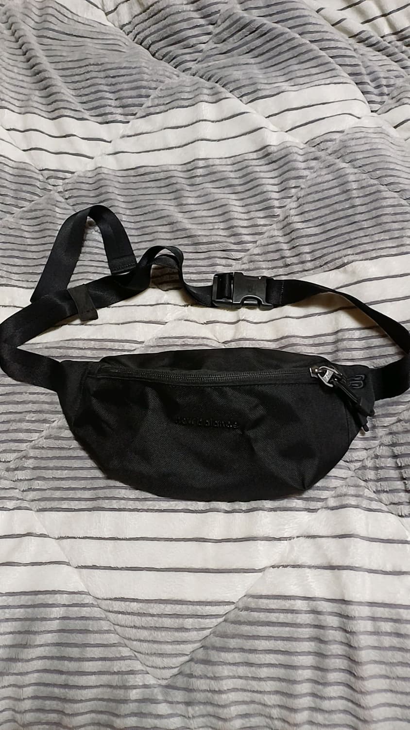 뉴발란스 미니힙색 상품이미지1