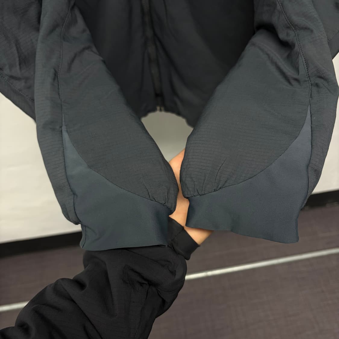 [구형 정품] 아크테릭스 아톰 AR 후디 네이비 상품이미지6