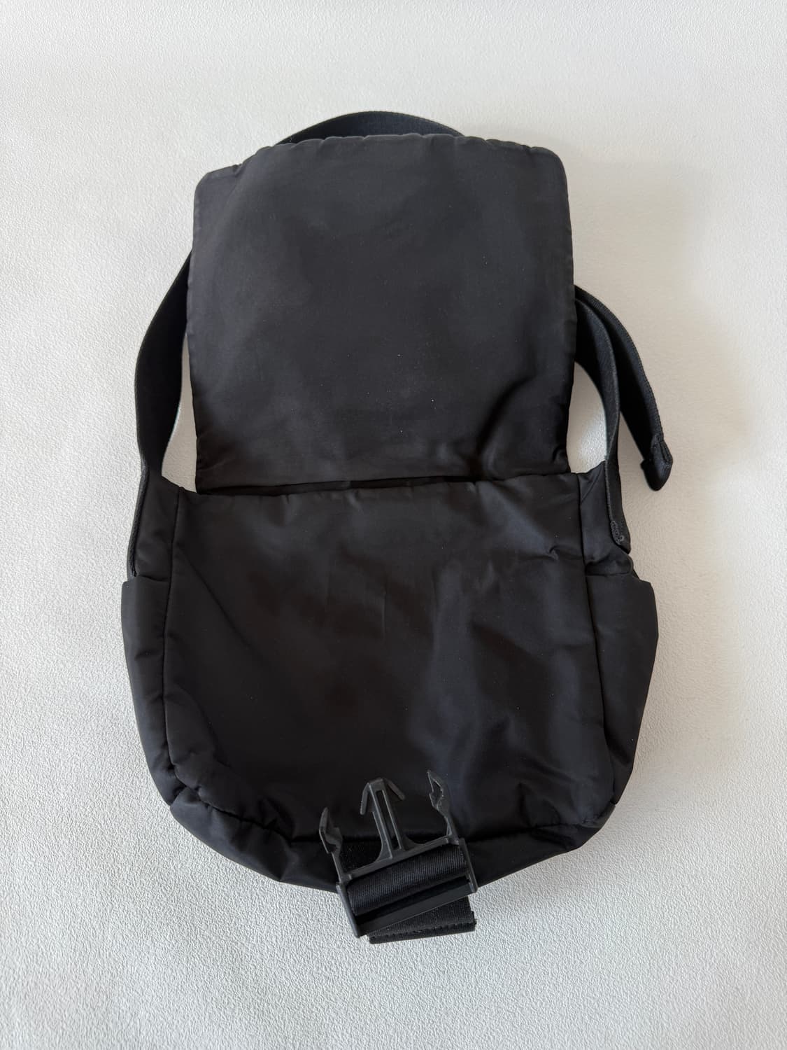 코스(COS) 크로스백 상품이미지3