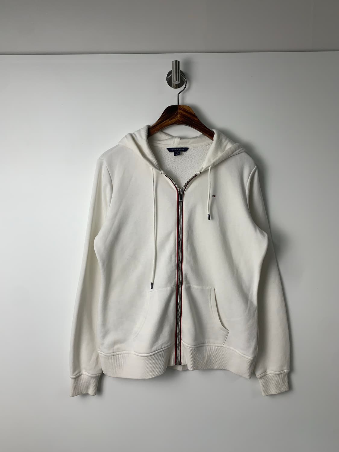 타미힐피거 자수로고 화이트 후드집업 상품이미지2