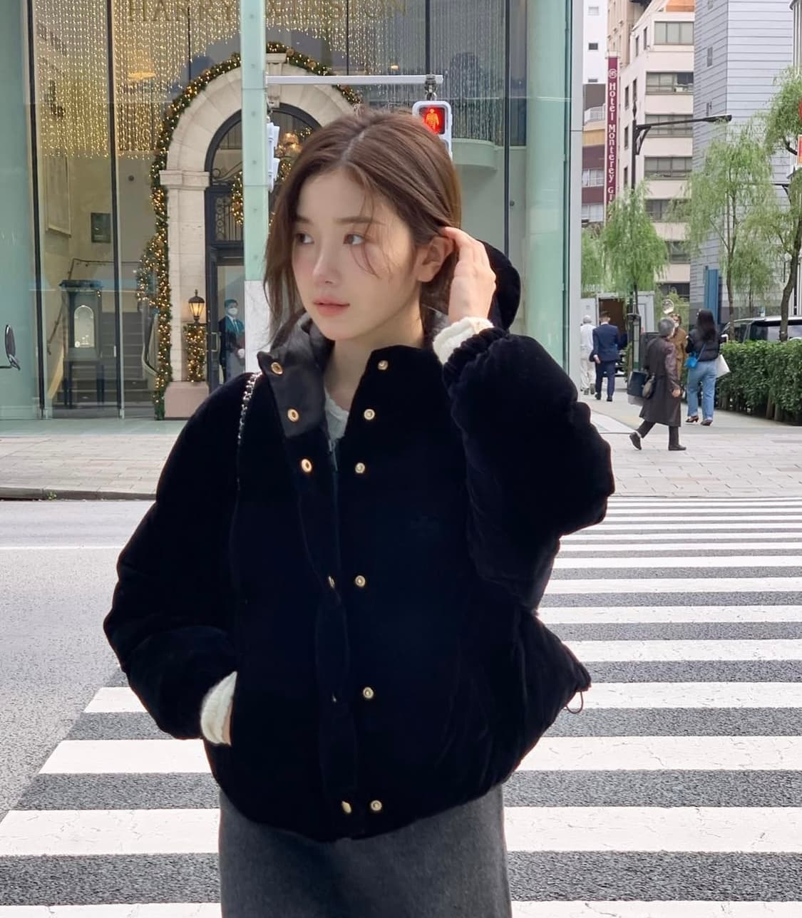 더바넷 벨벳 패딩 블랙 velvet goose puffer jacket 상품이미지2